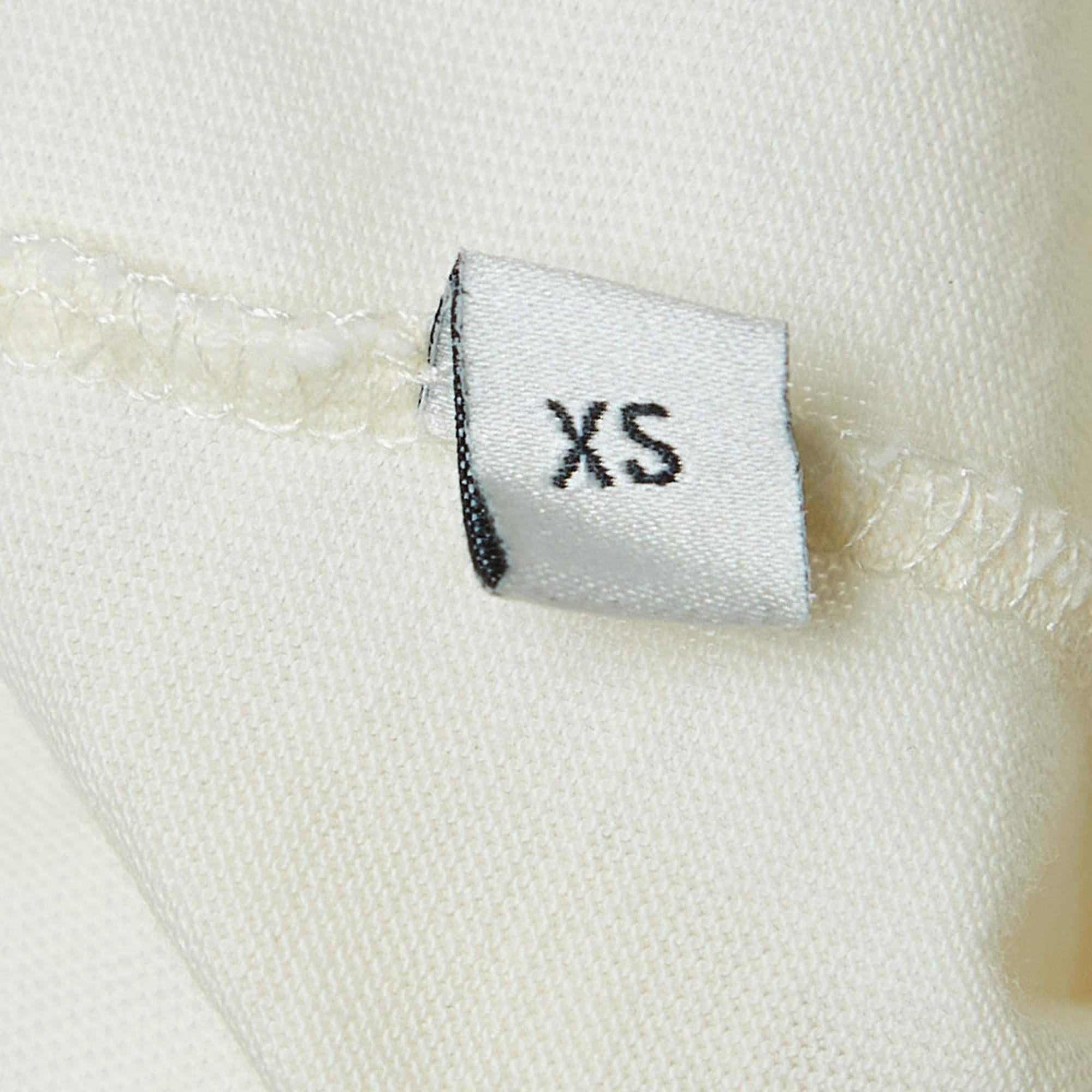 Gucci Cremefarbenes T-Shirt aus Baumwolle mit Filmdruck XS im Zustand „Hervorragend“ im Angebot in Dubai, Al Qouz 2