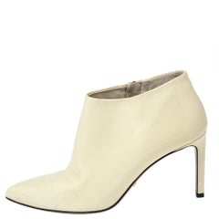 Gucci Cream Patent Leather Pointed Toe Ankle Boots Size 38