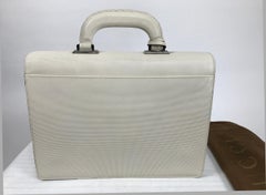 Gucci Cream Textured Leather Black Trim Briefcase with Silver Metal Hardware