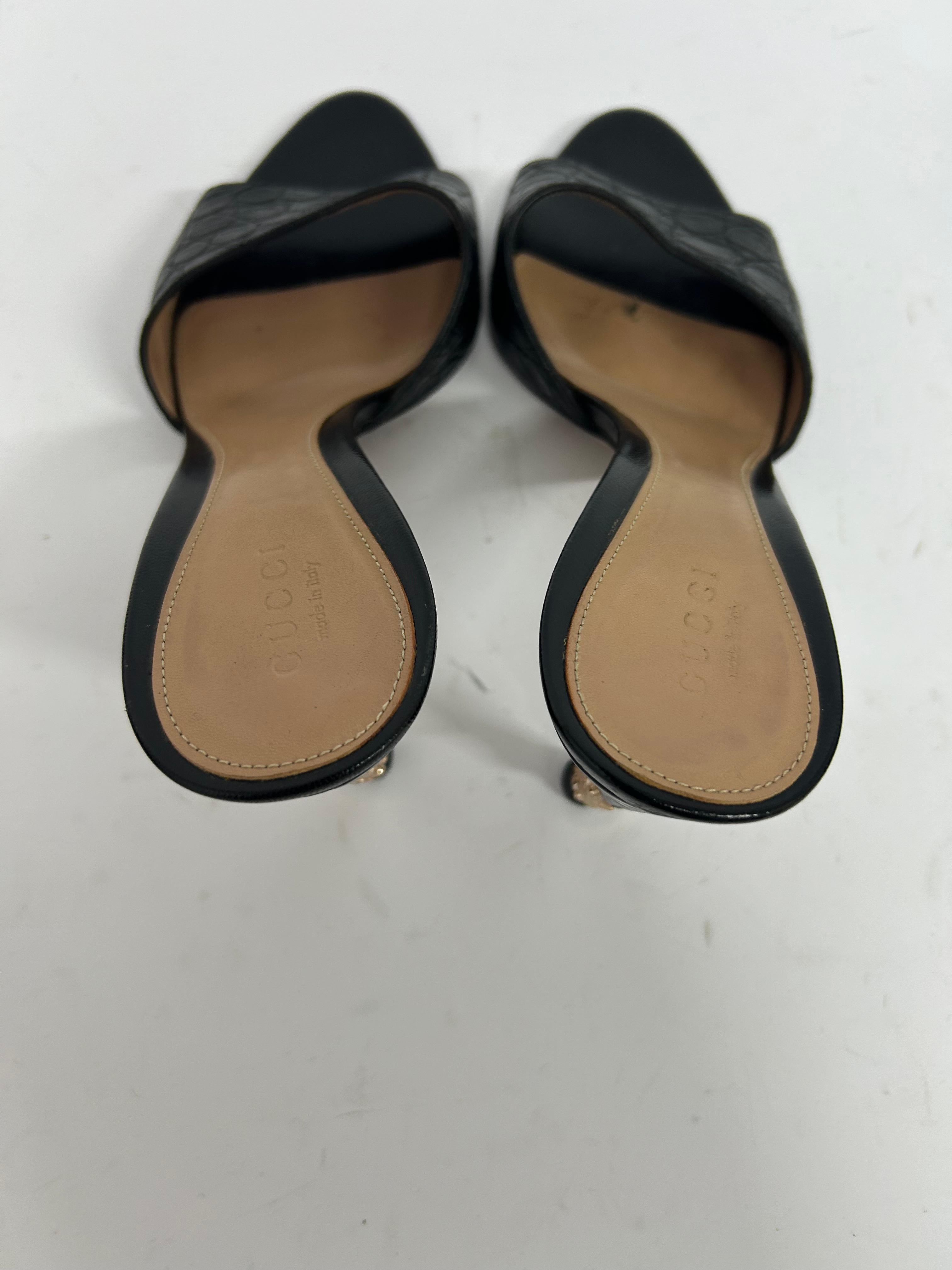 Gucci - EU 37.5 in vendita 1