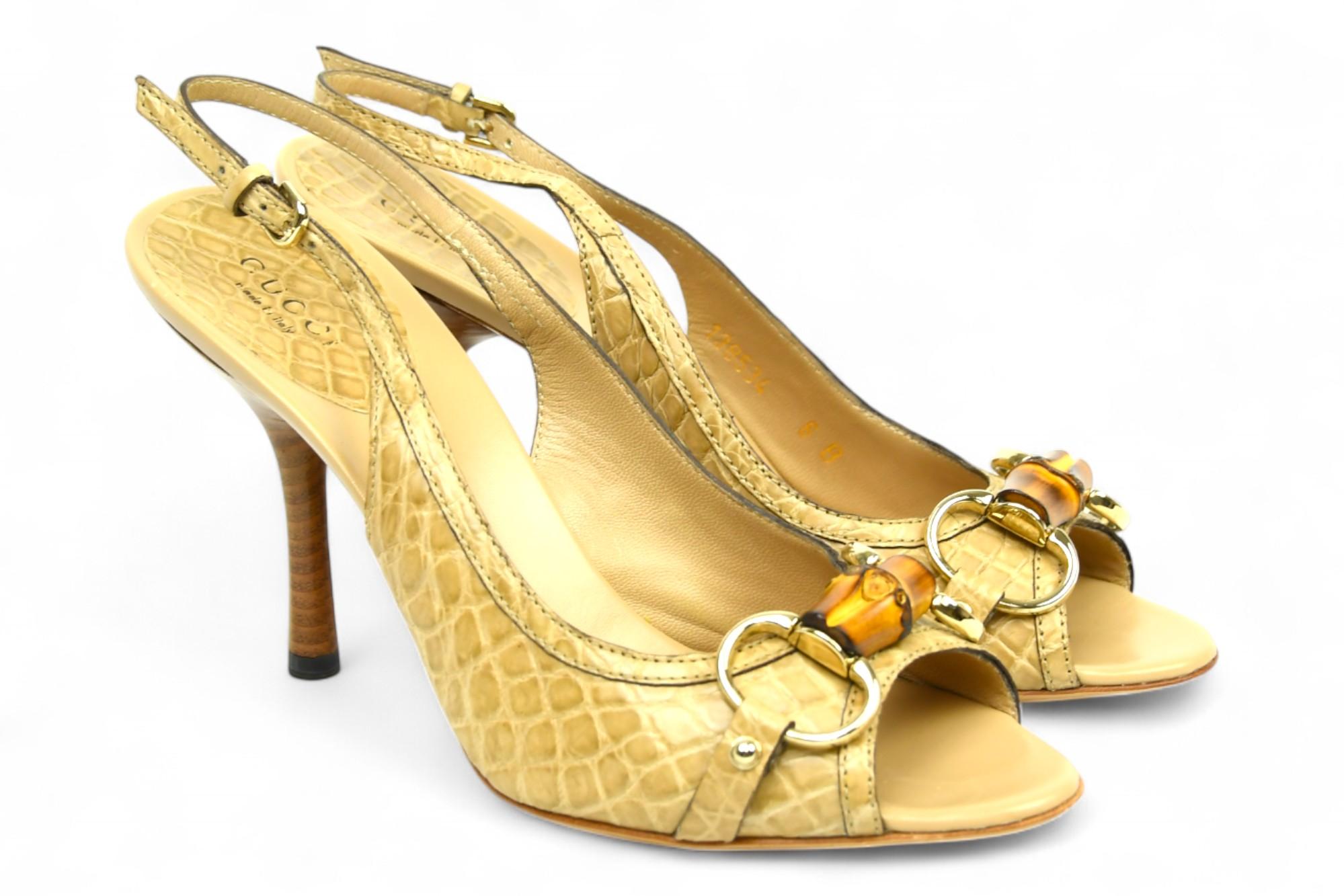 Gucci Slingback aus Leder mit Krokodil-Prägung und Bambus-Hufeisen  Größe EU36 im Zustand „Neu“ im Angebot in West Hartford, CT