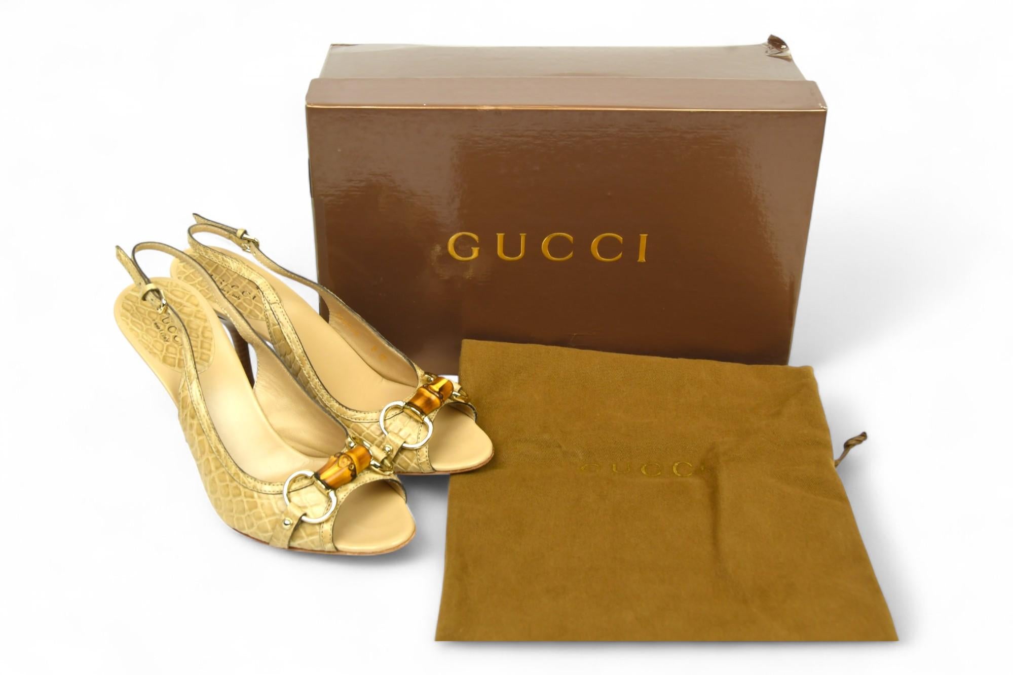 Gucci Slingback aus Leder mit Krokodil-Prägung und Bambus-Hufeisen  Größe EU36 Damen im Angebot