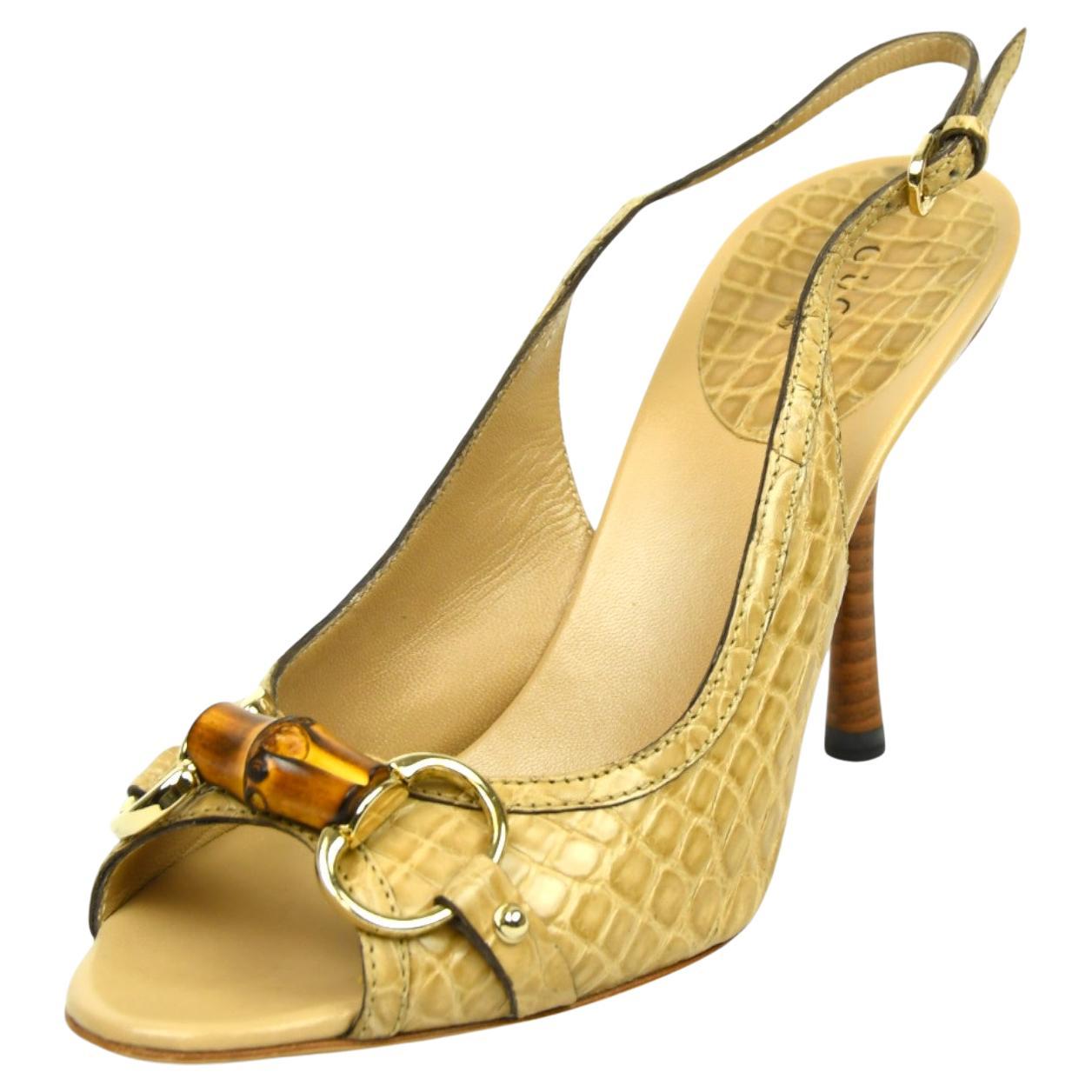 Gucci: Slingback in pelle goffrata con coccodrillo e morsetto in bambù  Taglia EU36
