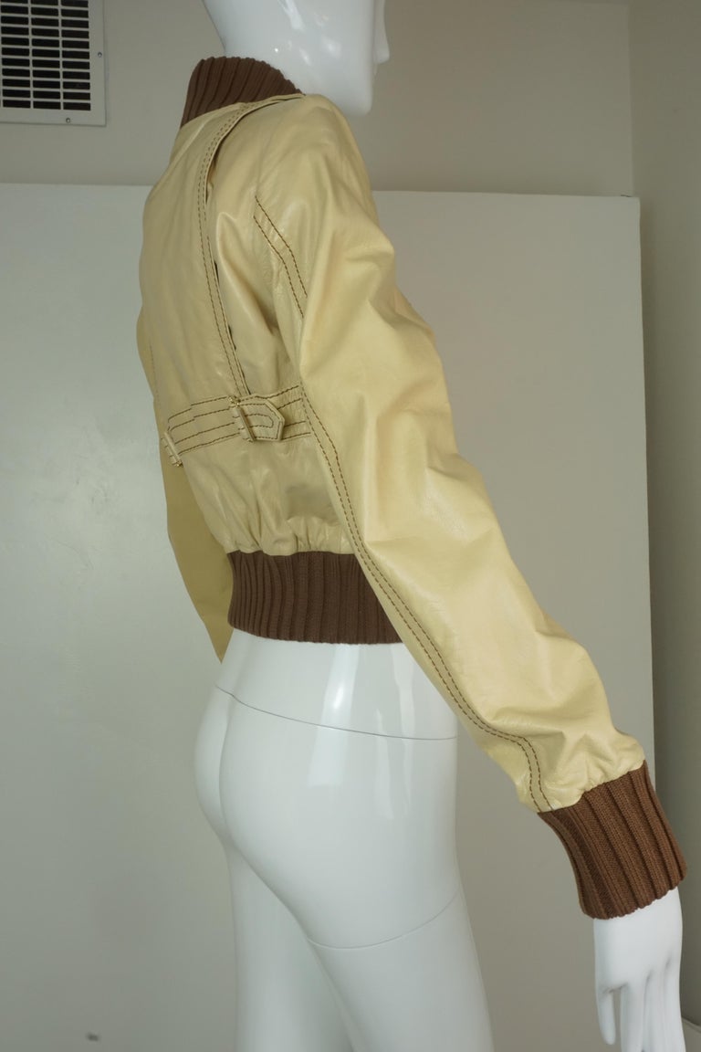 Gucci Cropped Leather Bomber Jacket w/ Knit Cuffs and Collar For Sale at  1stDibs