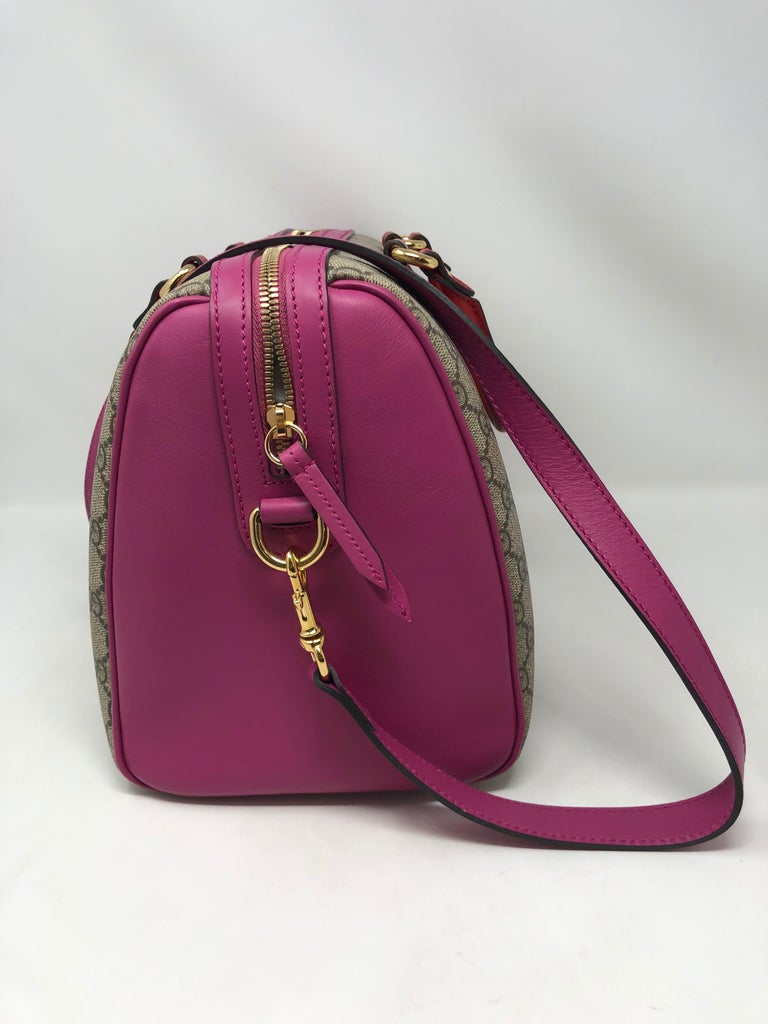 Gucci Crossbody and Handbag For Sale at 1stdibs Gucci Crossbody and Handbag For Sale at 1stdibs