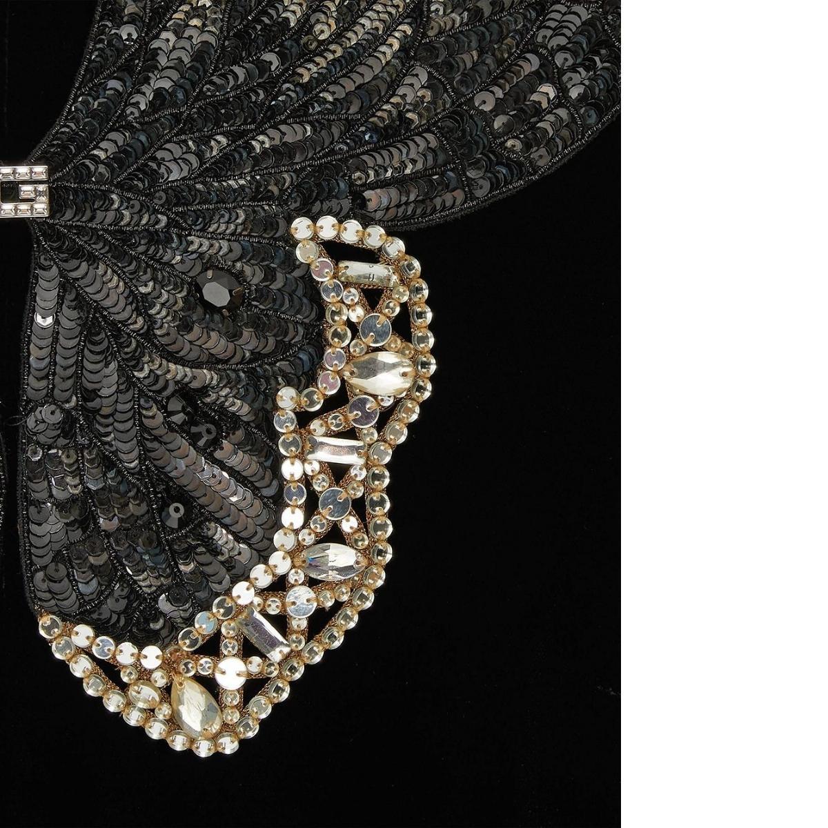 Robe Gucci en velours papillon ornée de cristaux et paillettes IT 40 (US 4) Neuf - En vente à Brossard, QC