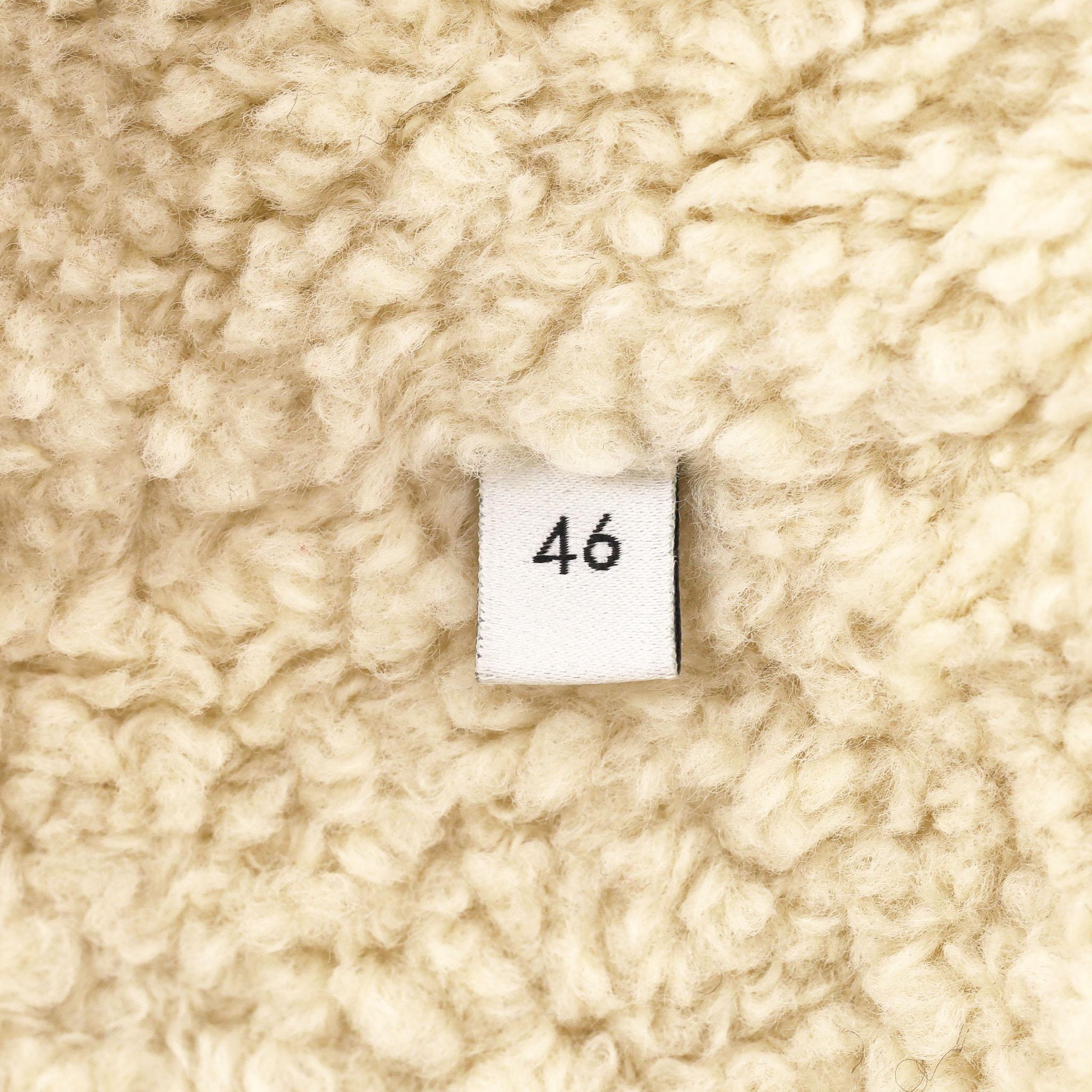 Gucci Crystal Embellished Shearling/Denim Jacket For Sale 3