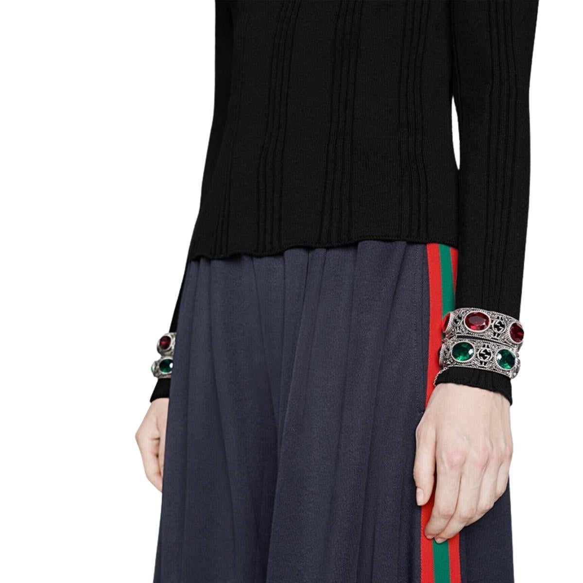 Gucci-Armband aus Sterlingsilber mit Kristallverzierungen im Zustand „Neu“ im Angebot in Brossard, QC