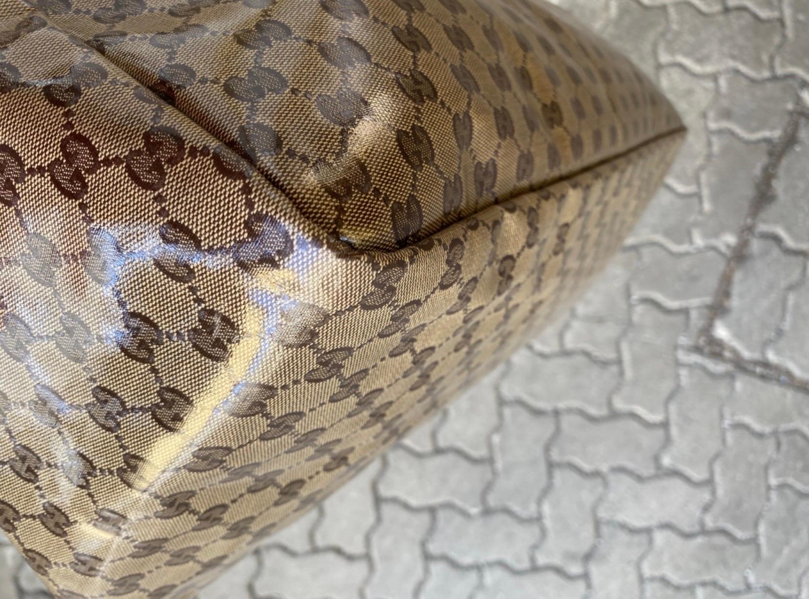 Gucci Crystal monogram shoulder strap bag In Excellent Condition In Carnate, IT