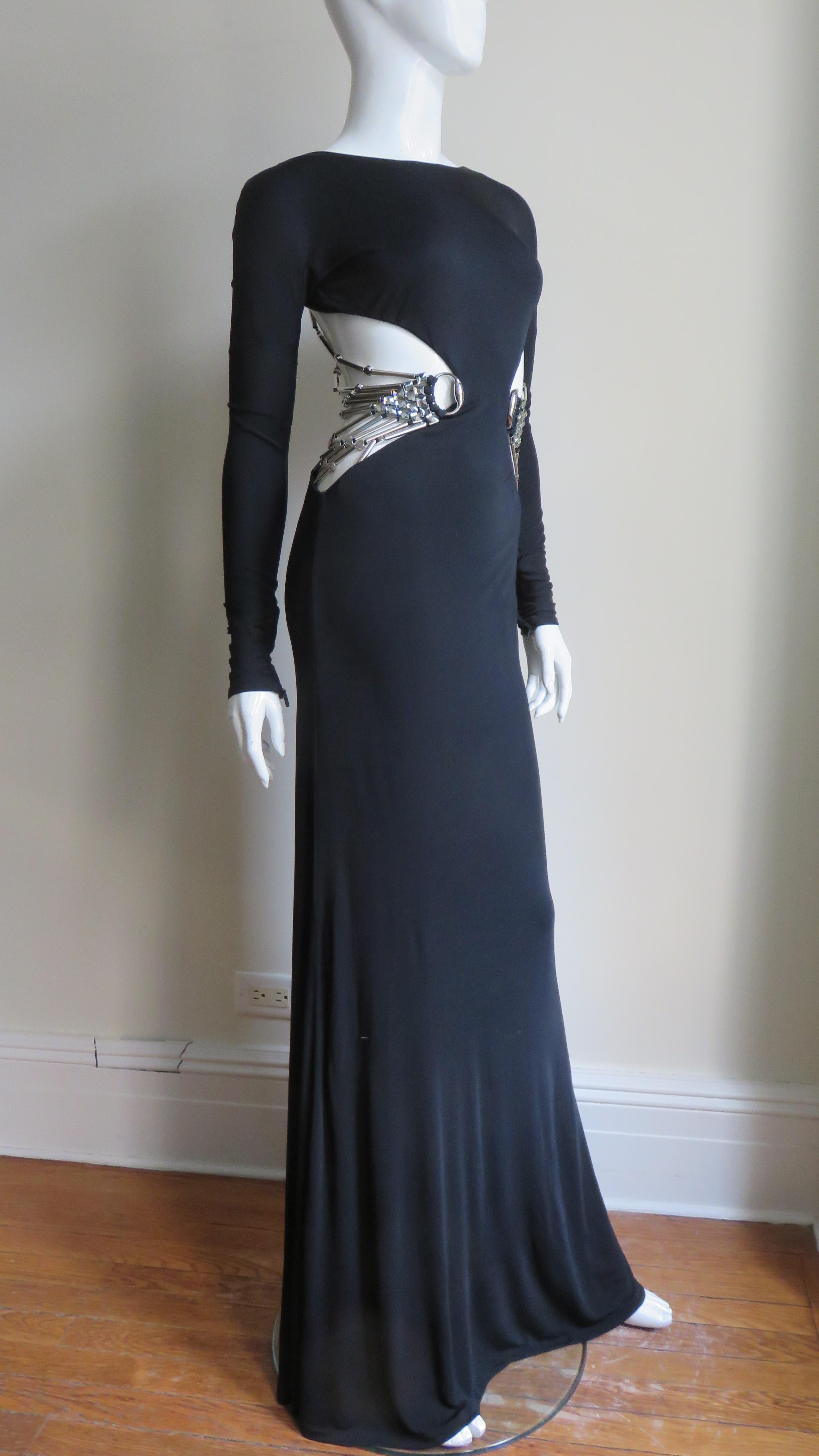 Gucci Silk Gown with Cut out Waist, Swarovski Crystals and Hardware SS 2010 For Sale 2