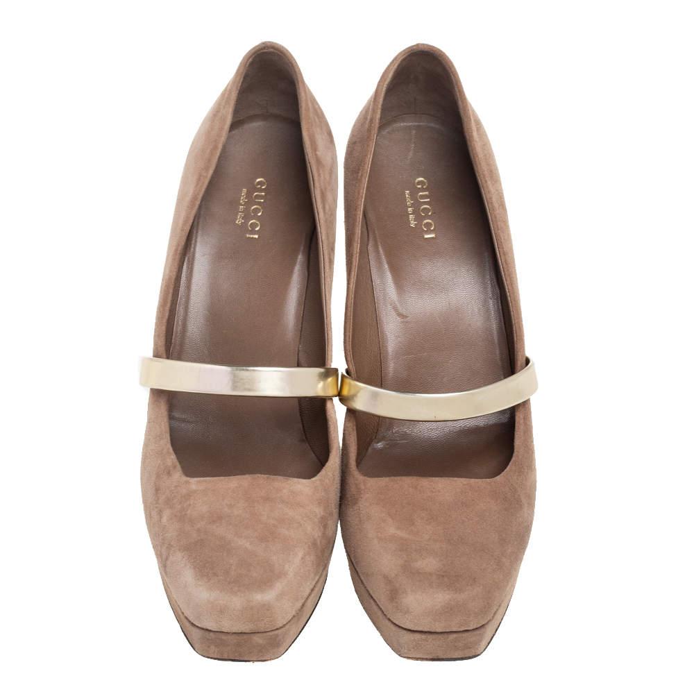 Gucci Dark Beige Suede Mary Jane Platform Pumps Size 38 In Fair Condition In Dubai, Al Qouz 2