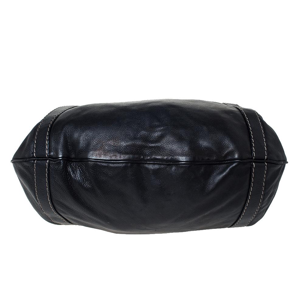 Gucci Dark Blue Leather Crest Embellished Shoulder Bag 1