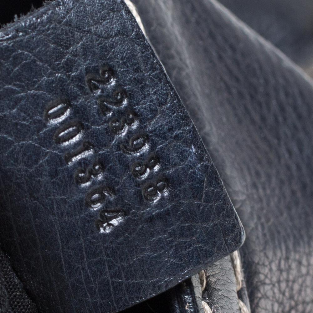 Gucci Dark Blue Leather Crest Embellished Shoulder Bag 3