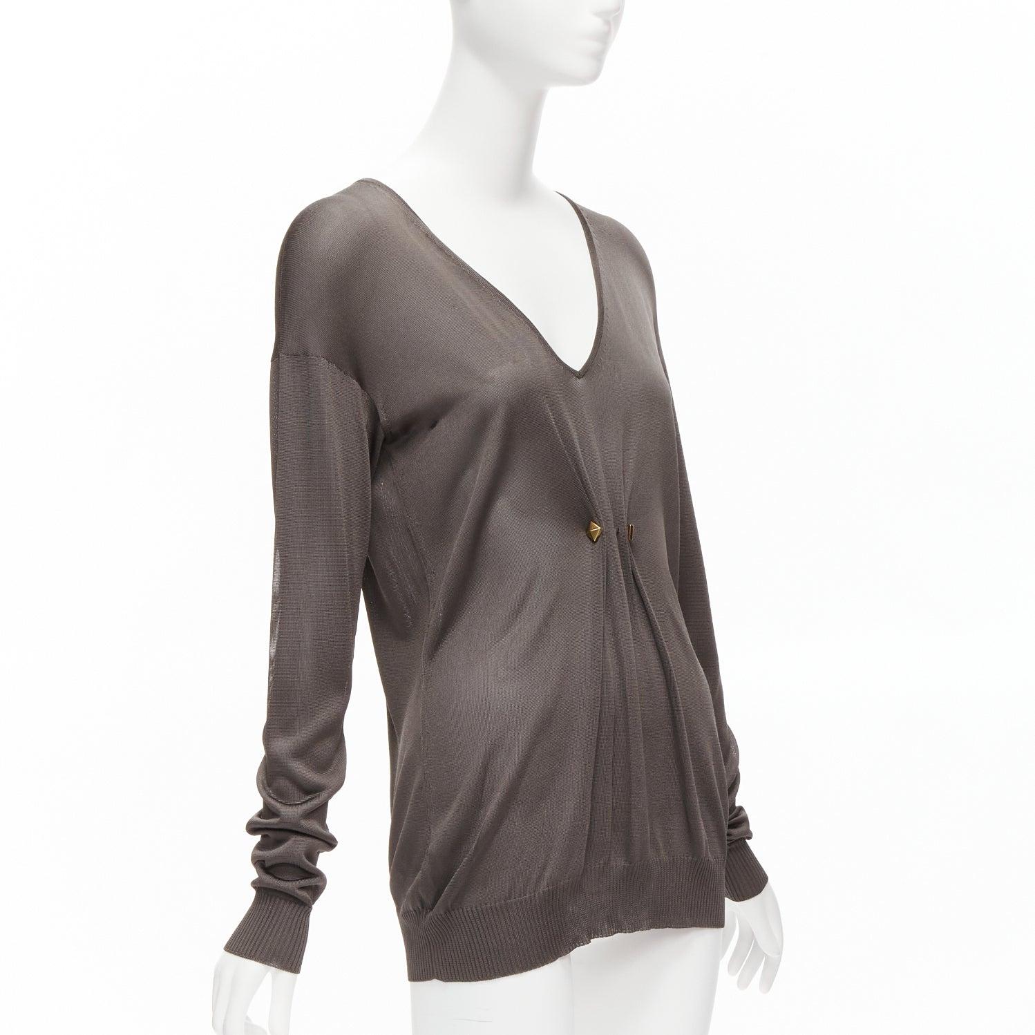 GUCCI dark brown gold minimal stud piercing sheer V neck top IT44 L In Good Condition For Sale In Hong Kong, NT