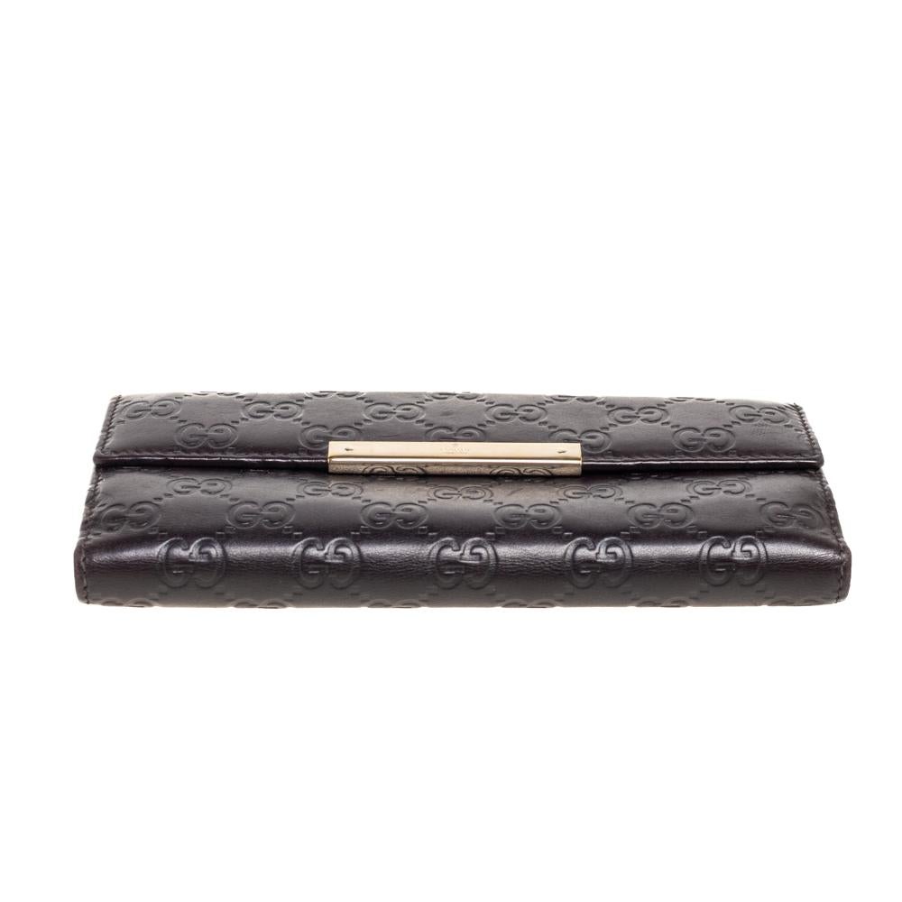 Gucci Dark Brown Guccissima Leather Flap Continental Wallet In Good Condition For Sale In Dubai, Al Qouz 2