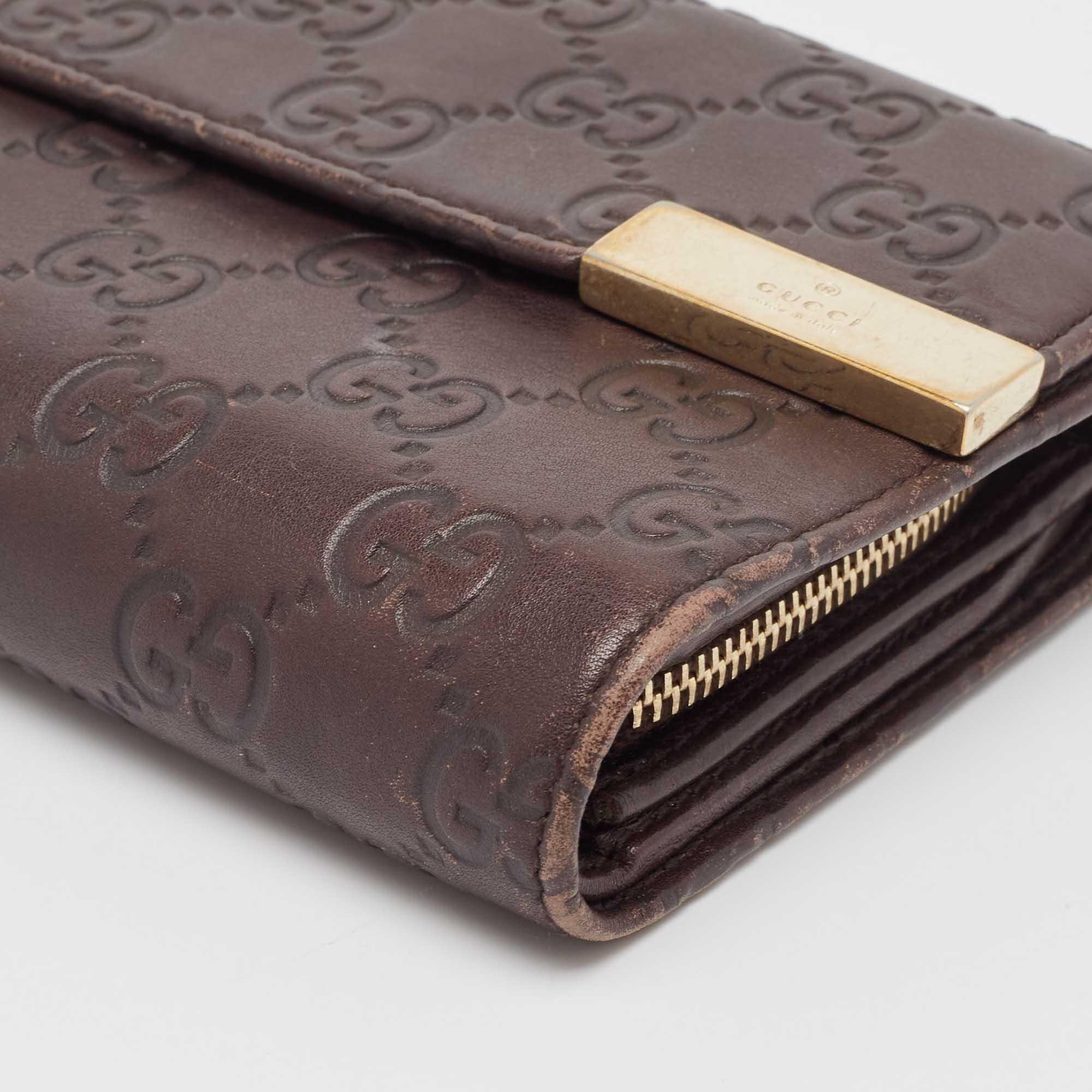 Gucci Dark Brown Guccissima Leather Flap French Wallet For Sale 4