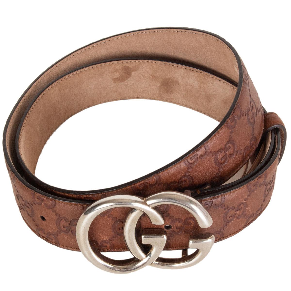 100% authentic Gucci Guccissima belt in brown embossed calfskin featuring silver-tone metal buckle. Has been worn and is in excellent condition. 

Tag Size 90
Width 4cm (1.6in)
Fits 86cm (33.5in) to 96cm (37.4in)
Length 102cm (39.8in)
Buckle Size
