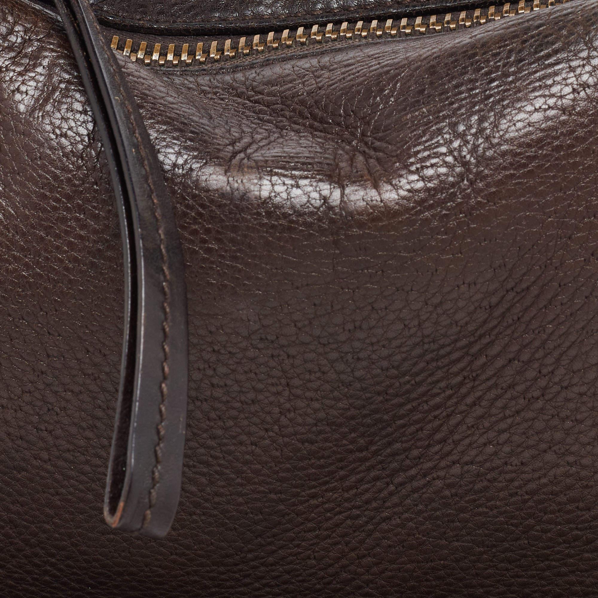 Gucci Baguette-Tasche aus dunkelbraunem Leder im Angebot 2
