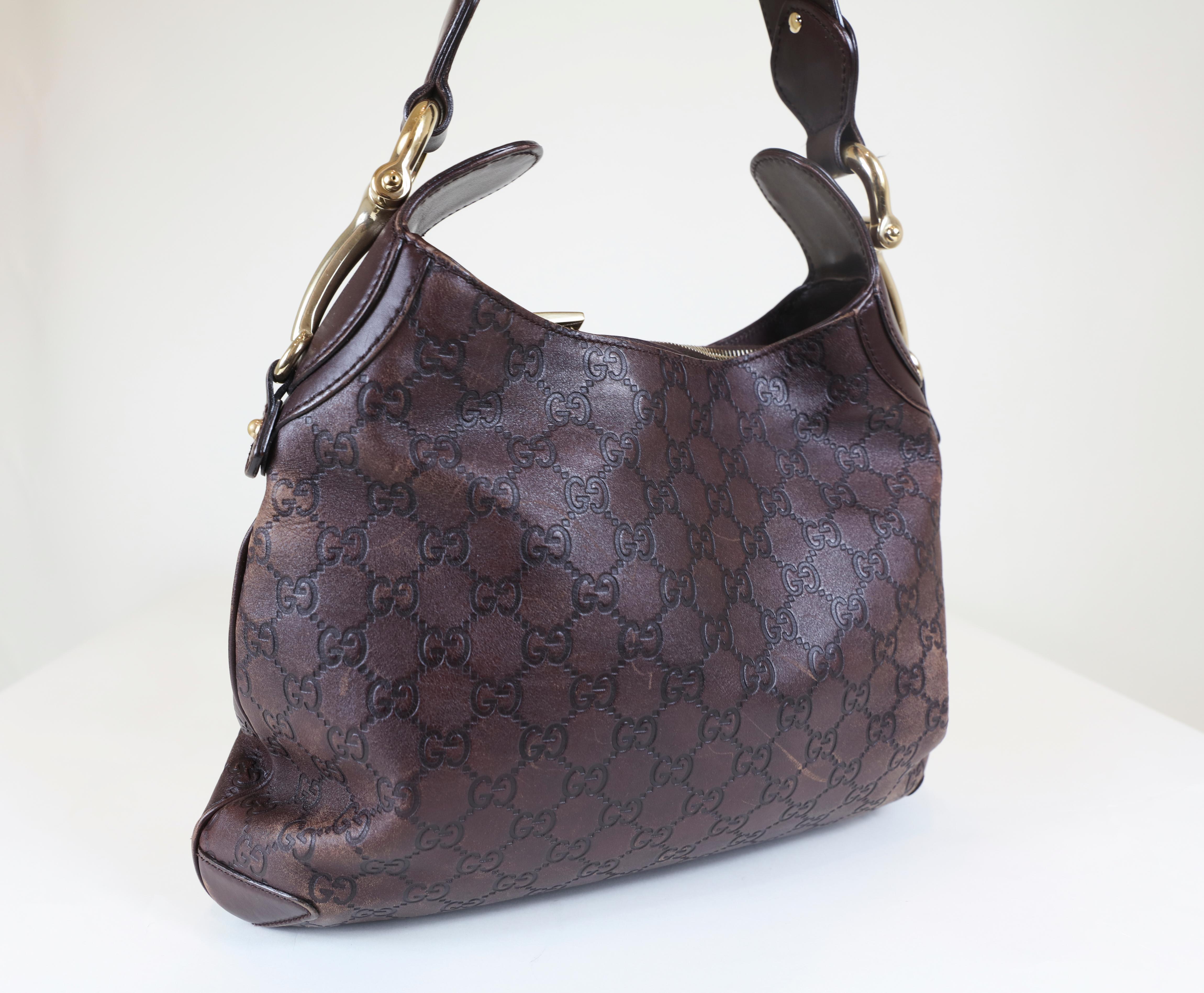 Sac hobo Gucci en cuir marron foncé Guccissima 