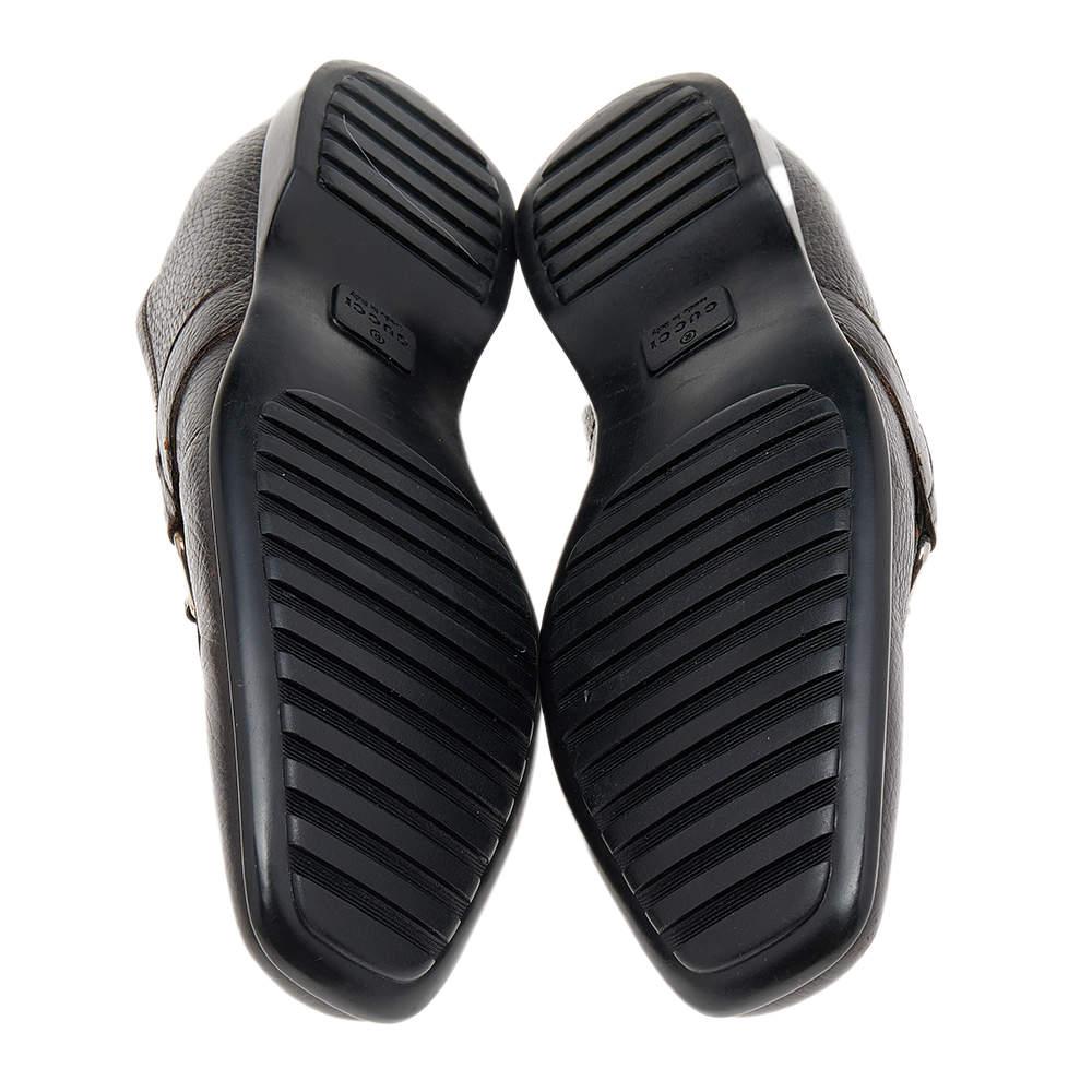 Gucci Dark Brown Leather Horsebit Web Slip On Loafers Size 41.5 Pour hommes en vente