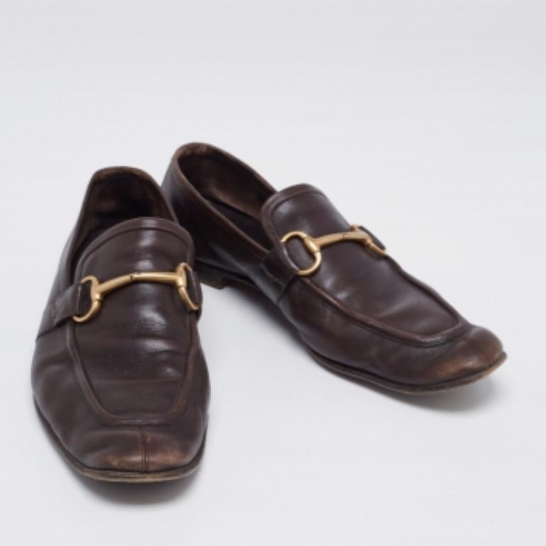 Mocasines Gucci Jordaan Horsebit de piel marrón oscuro talla 44 en Bastante bueno estado para la venta en Dubai, Al Qouz 2
