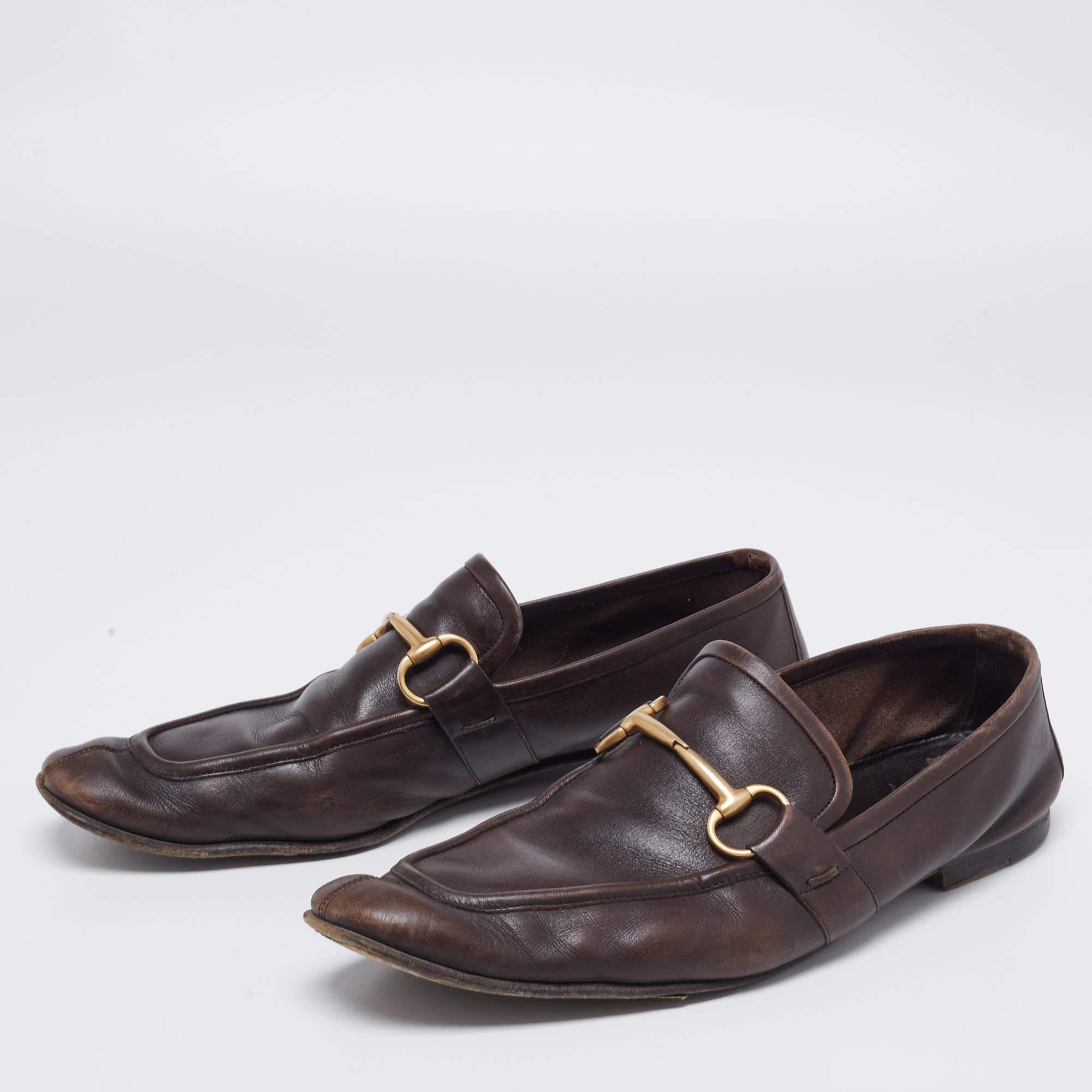 Gucci Dark Brown Leather Jordaan Horsebit Slip On Loafers Size 44 In Fair Condition For Sale In Dubai, Al Qouz 2