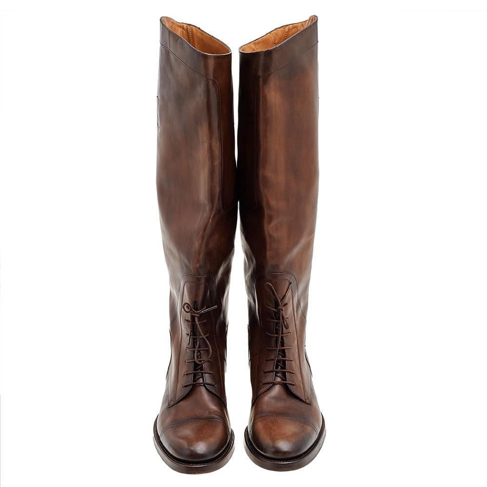 Gucci Dark Brown Leather Knee Length Boots Size 42 In Good Condition For Sale In Dubai, Al Qouz 2
