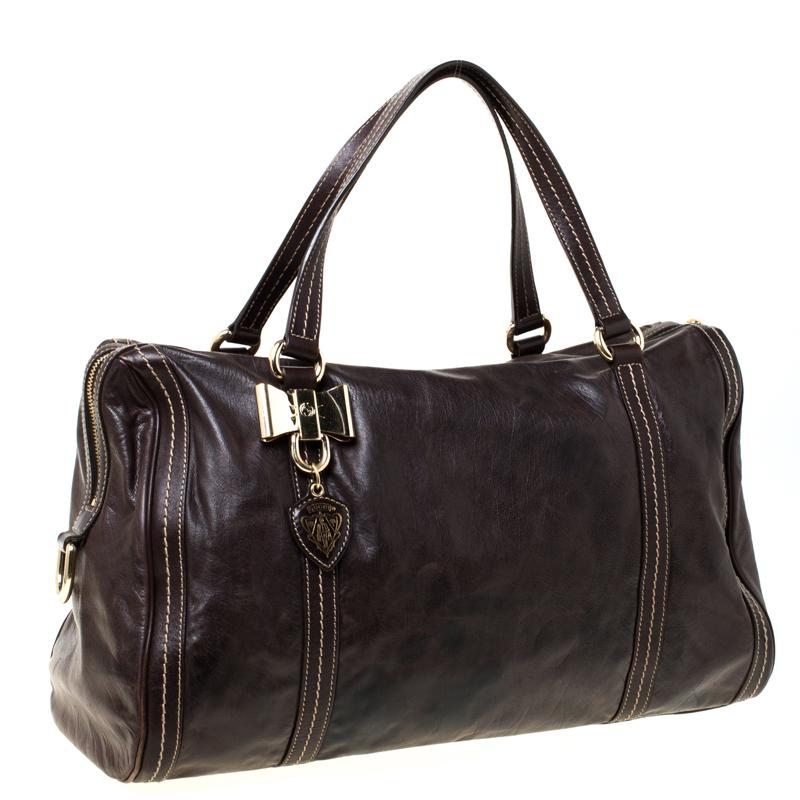 Gucci Dark Brown Leather Large Duchessa Boston Bag In Good Condition In Dubai, Al Qouz 2