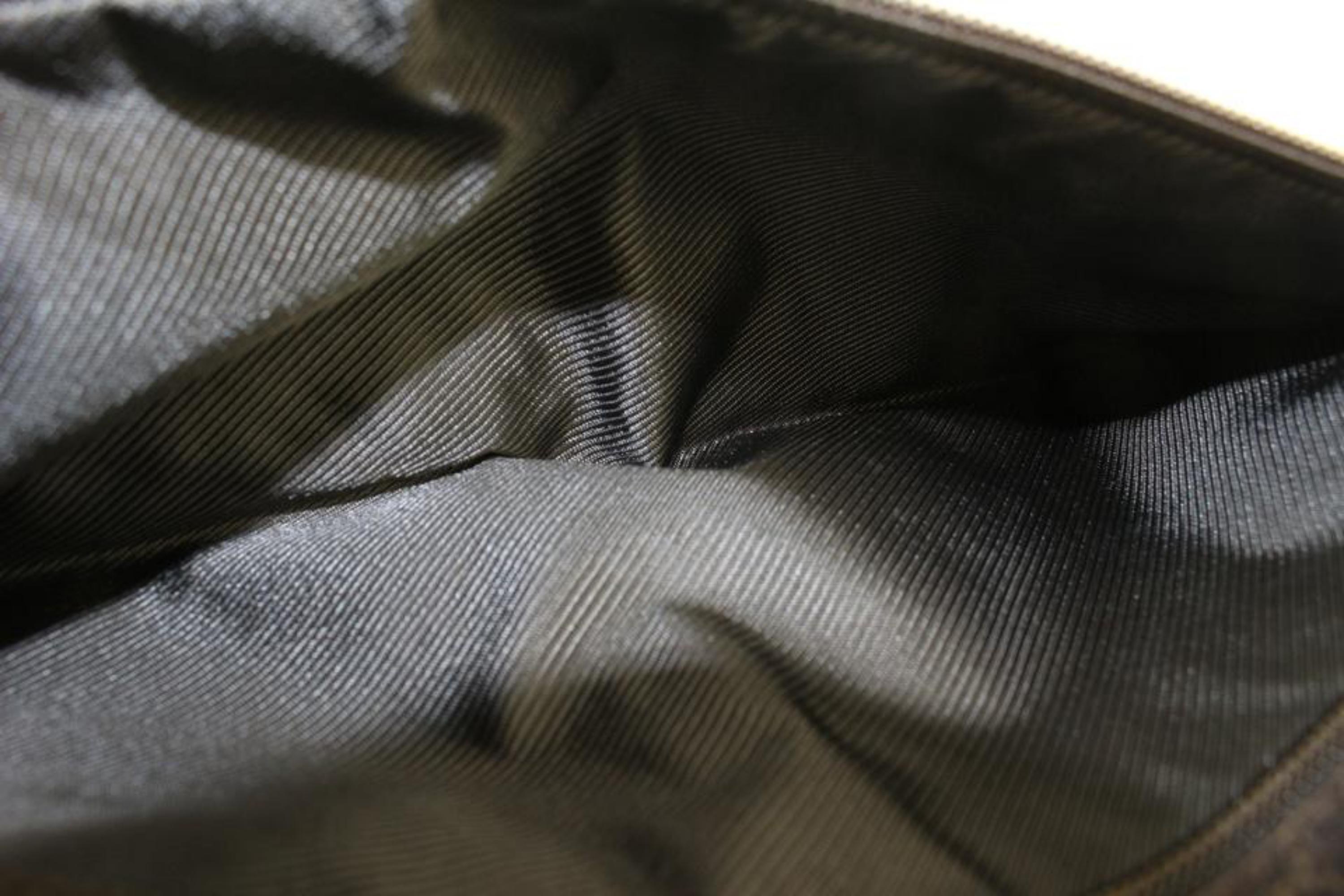 Gucci - Sac ceinture Monogram GG marron foncé emballé dans la taille 123g32 en vente 2