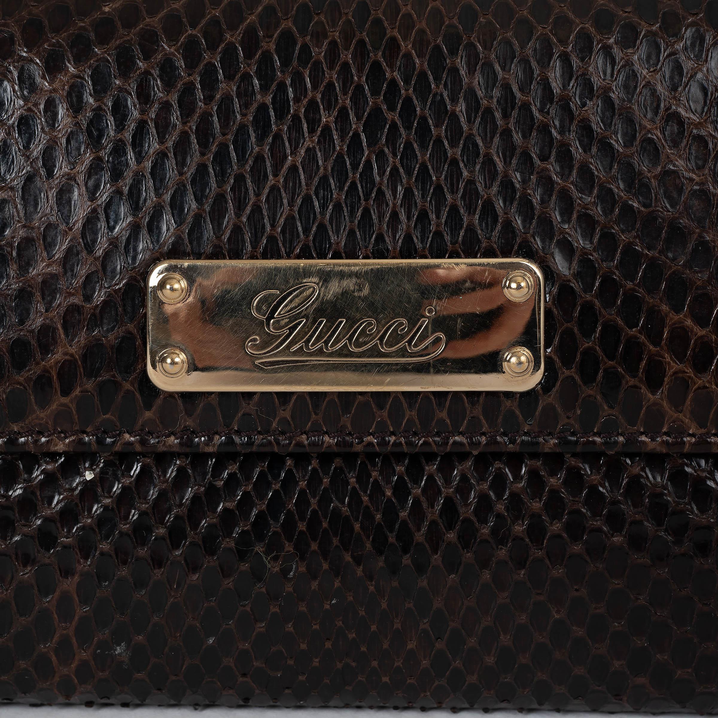 GUCCI dunkelbraunes PYTHON Leder INDY Portemonnaie Damen im Angebot