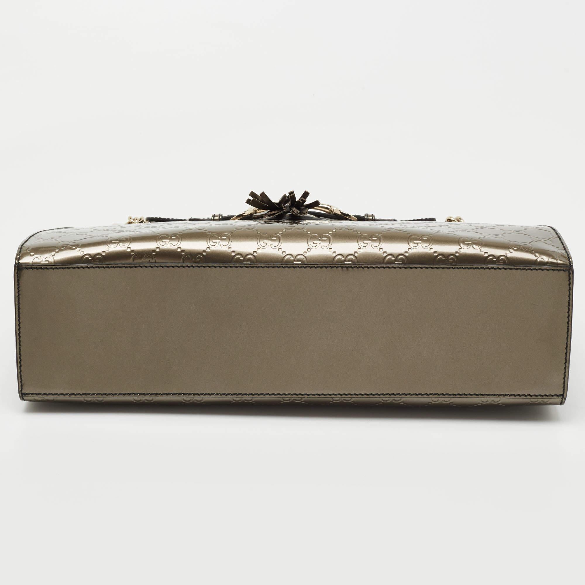 Gucci Borsa a tracolla grande Emily in pelle verniciata grigio scuro Guccissima 1