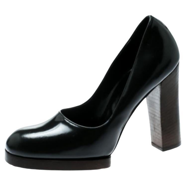 Gucci Pumps con tacco a blocco in pelle grigio scuro misura 37 in vendita