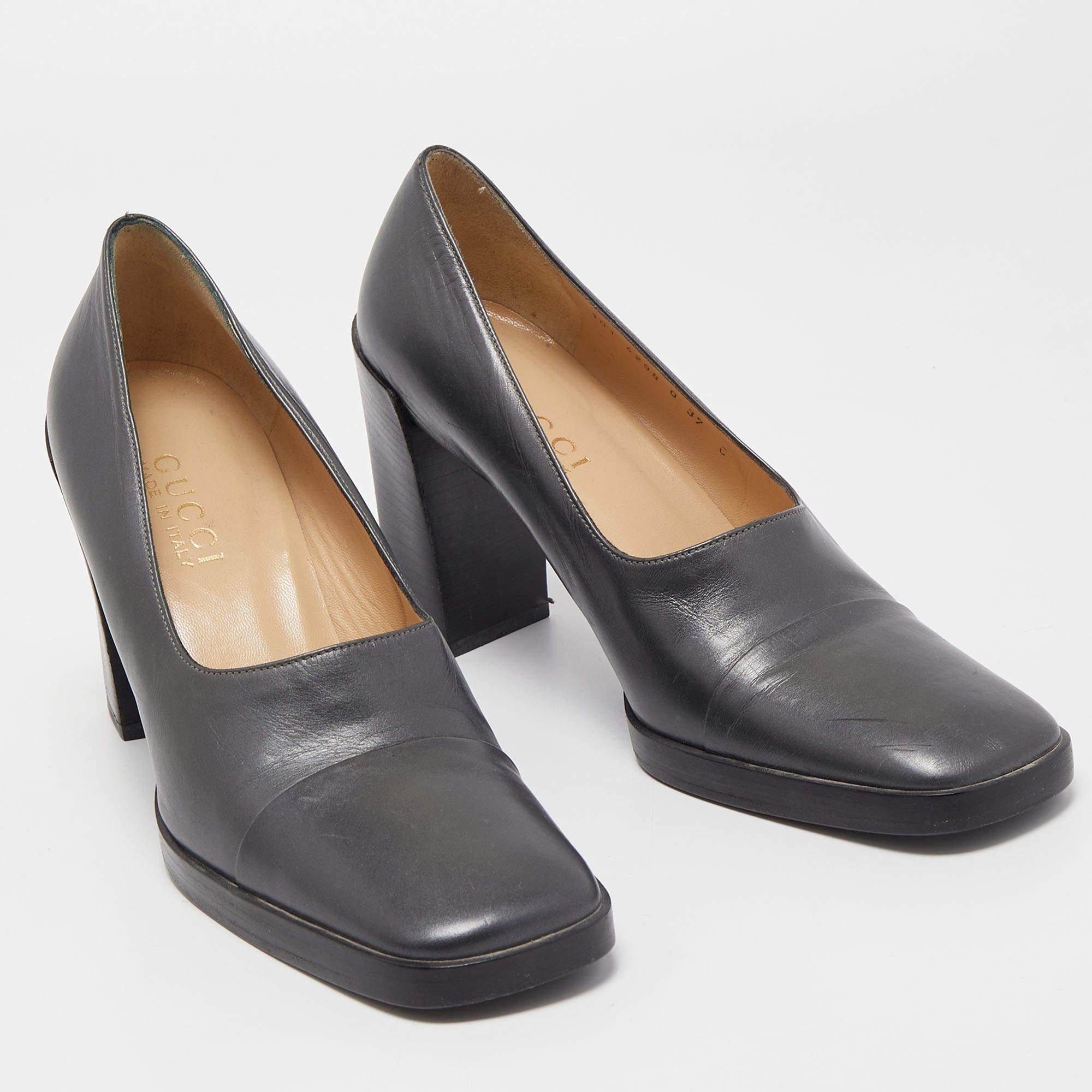 De las mujeres Gucci Gris Oscuro Cuero Punta Cuadrada Plataforma Bombas Tamaño 37 en venta