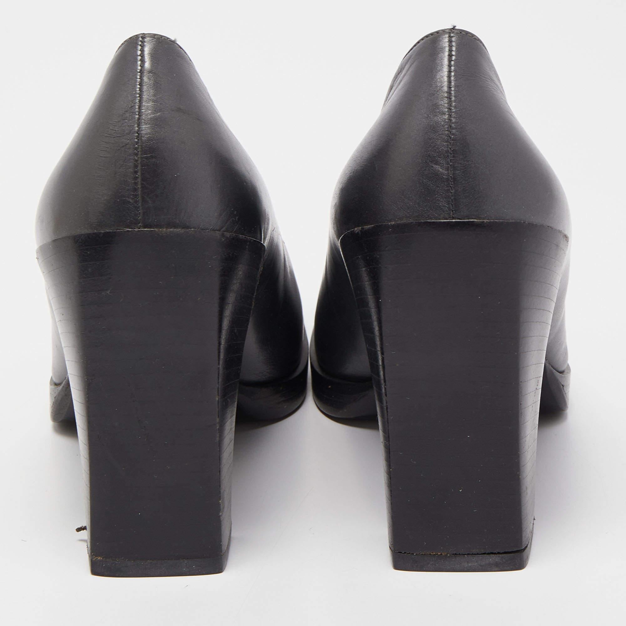 Gucci Gris Oscuro Cuero Punta Cuadrada Plataforma Bombas Tamaño 37 en venta 1