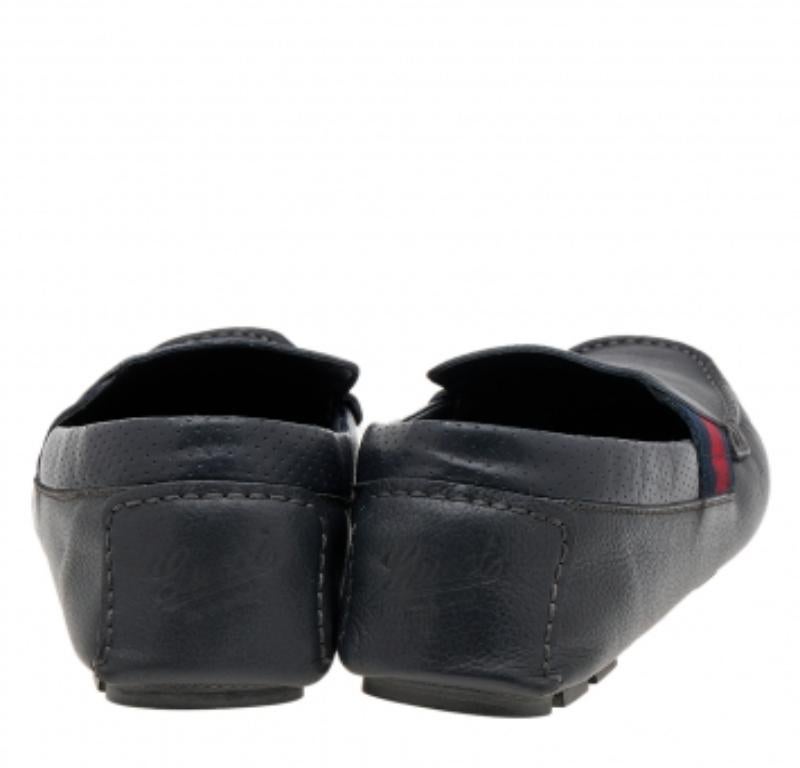 Gucci Dark Grey Leather Web Detail Slip On Loafers Size 41.5 For Sale 1