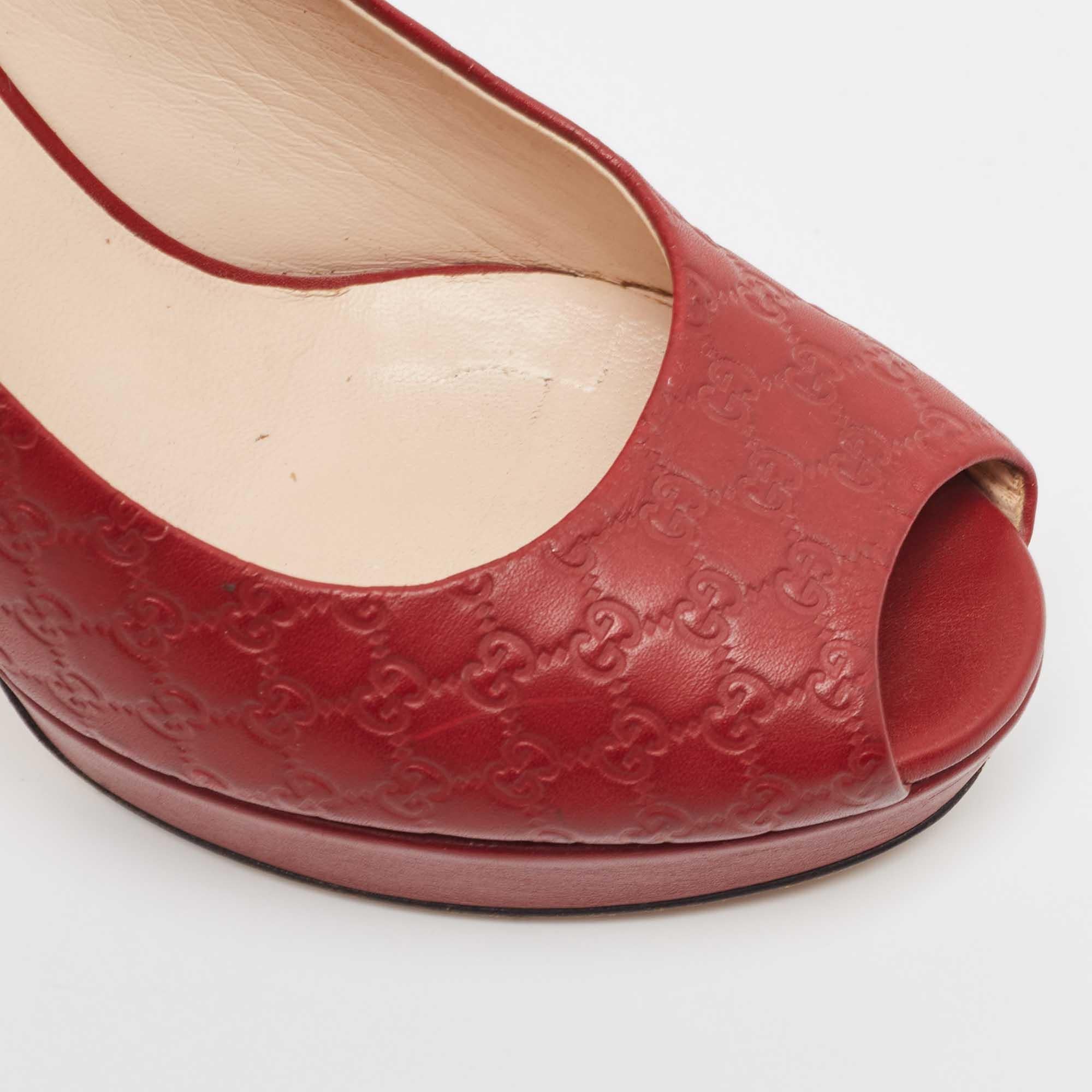 Gucci Dark Red Microguccissima Leather Peep Toe Platform Pumps Size 37 2