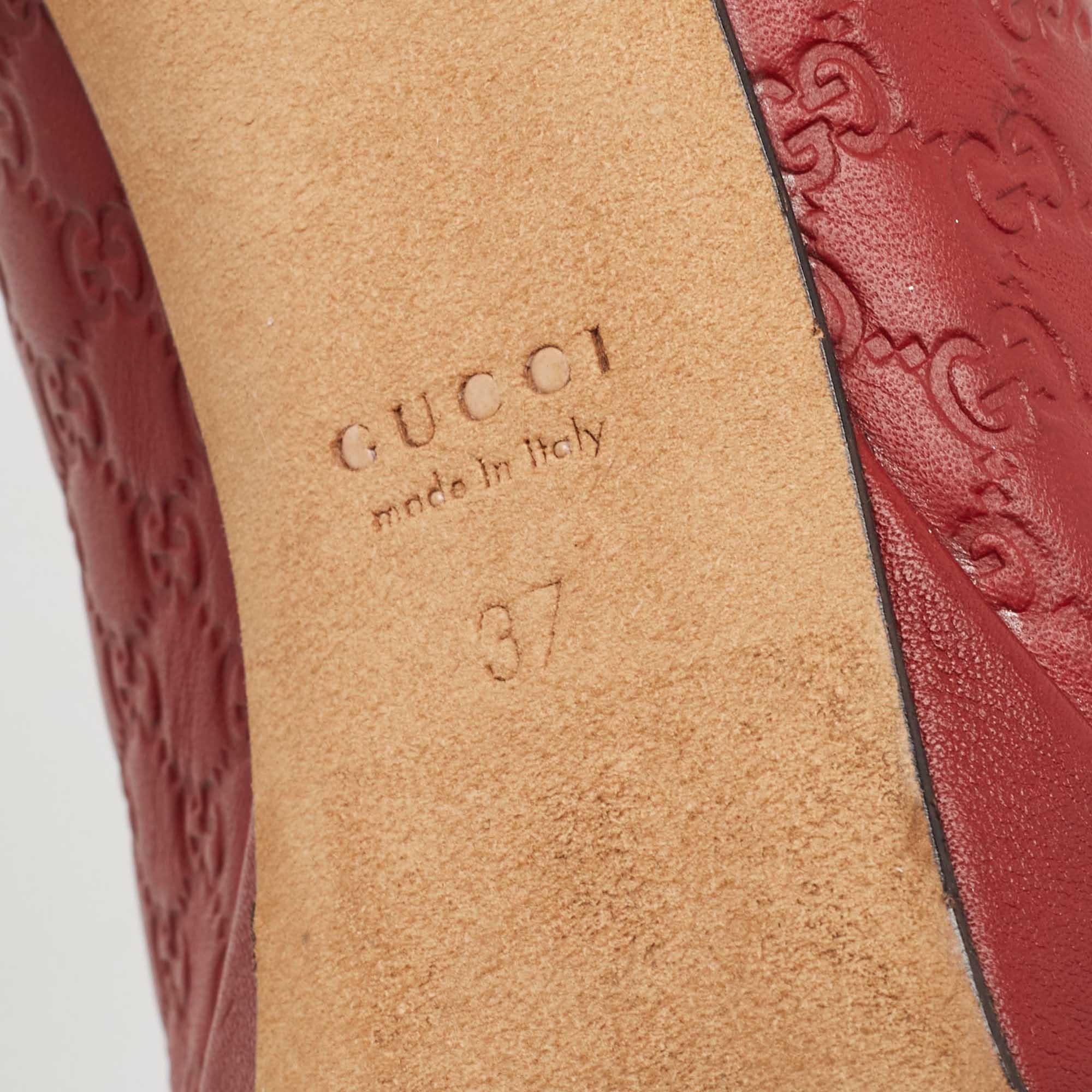 Gucci Dark Red Microguccissima Leather Peep Toe Platform Pumps Size 37 3