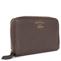 GUCCI dark taupe leather SWING ZIP-AROUND Wallet