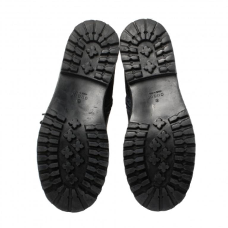 Noir Gucci - Bottes de combat en cuir bleu marine profond, taille 35 en vente