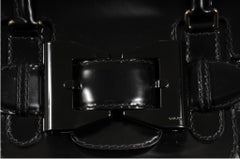 Gucci Dialux Queen Bow Shoulder Hand Bag Black Shinny Leather Gold Hardware