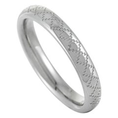 Gucci Diamantissima 18 Karat White Gold Thin Band Ring