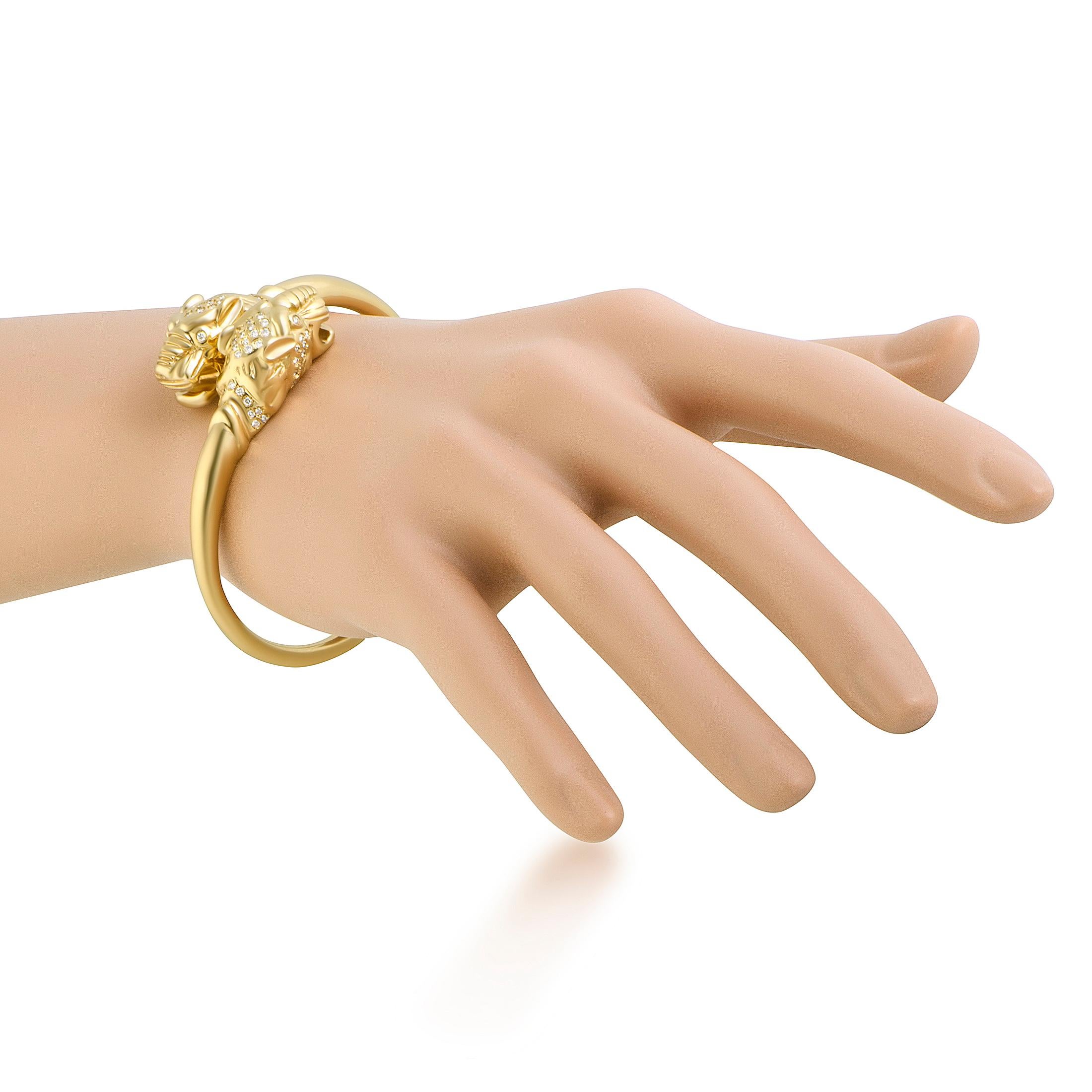 Women's Gucci Diamond Double Panther Yellow Gold Bangle Bracelet