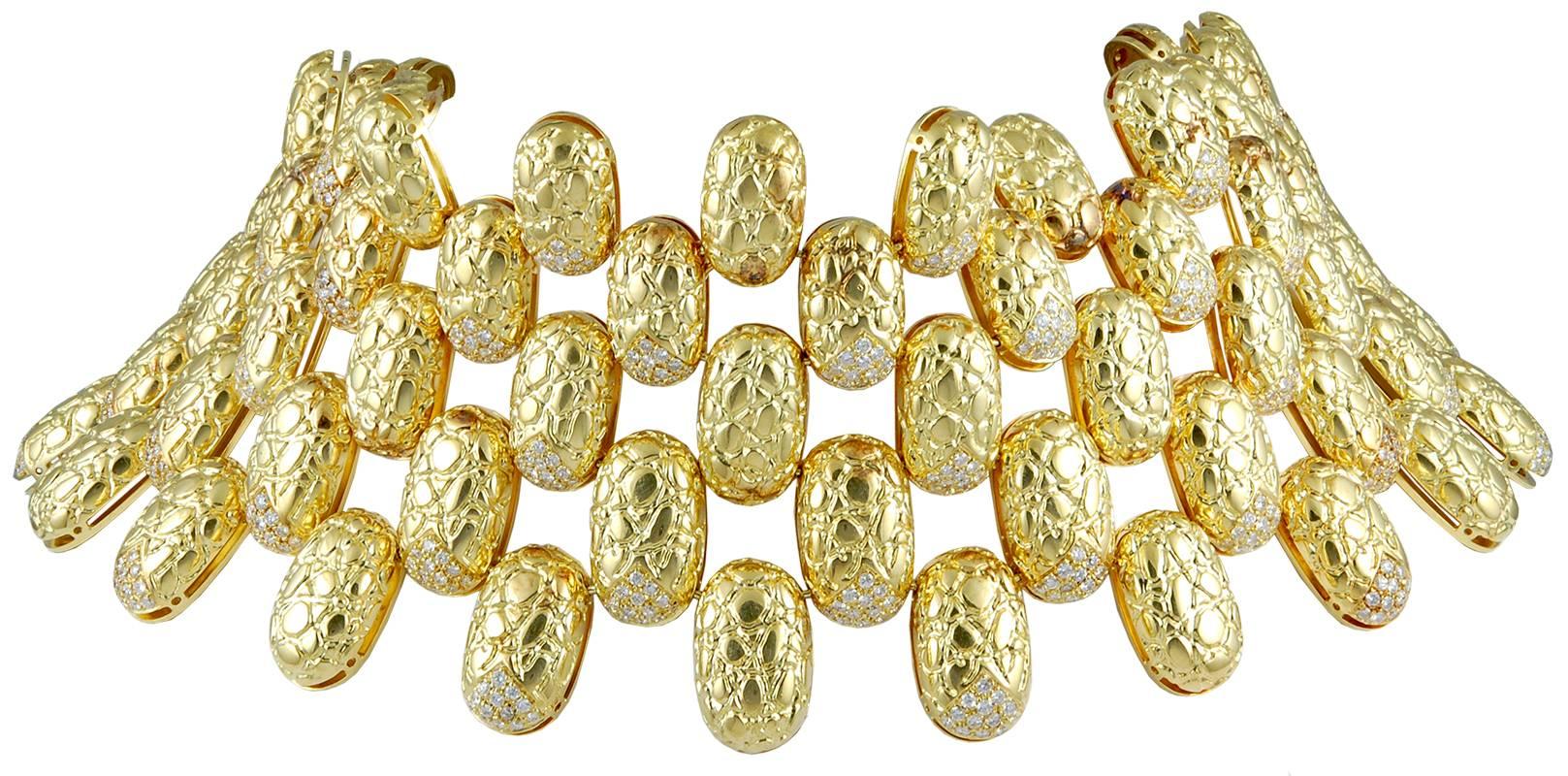 Gucci Set aus Diamant-Gold-Choker und Halskette  im Zustand „Gut“ im Angebot in New York, NY