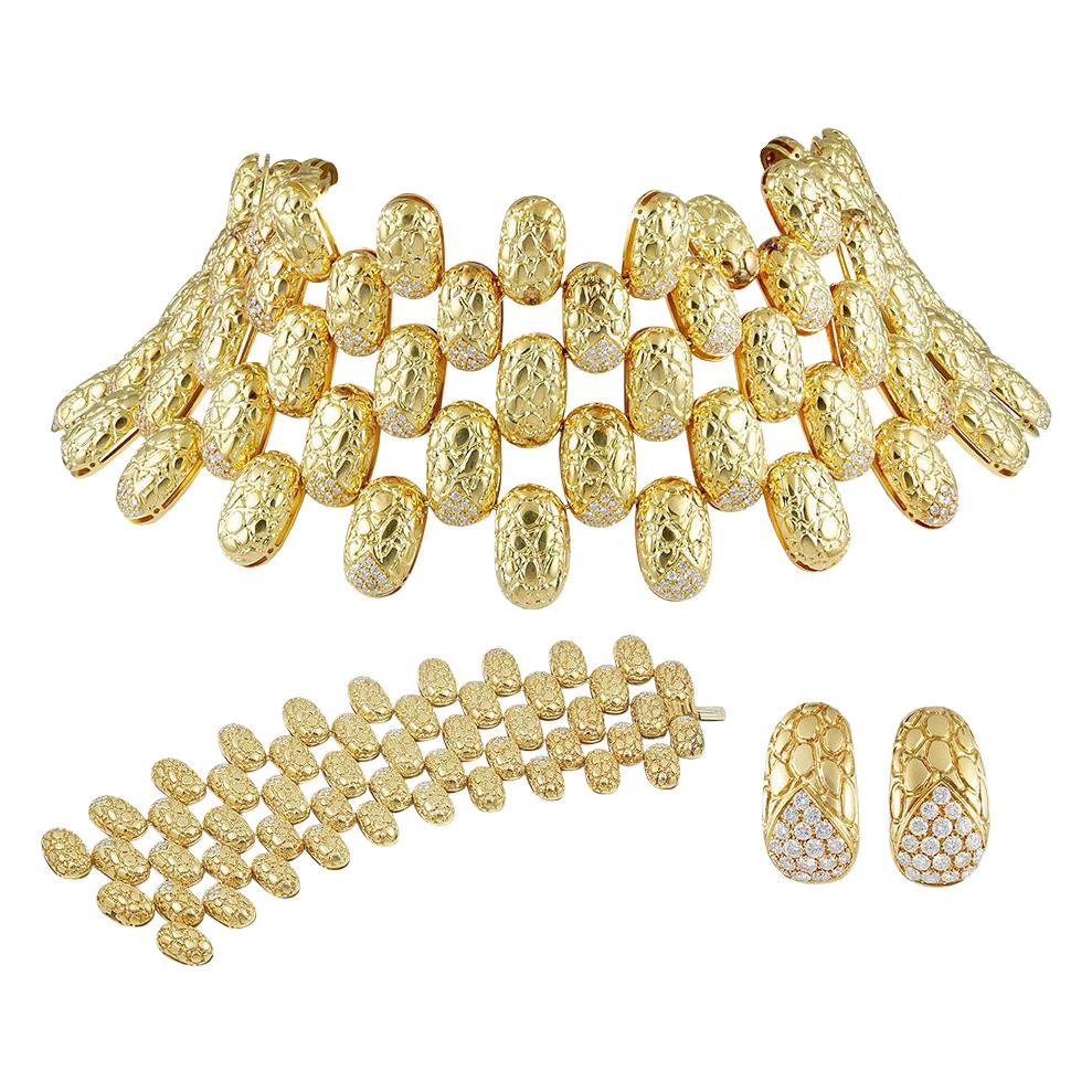Gucci Diamond Gold Choker Necklace Suite 