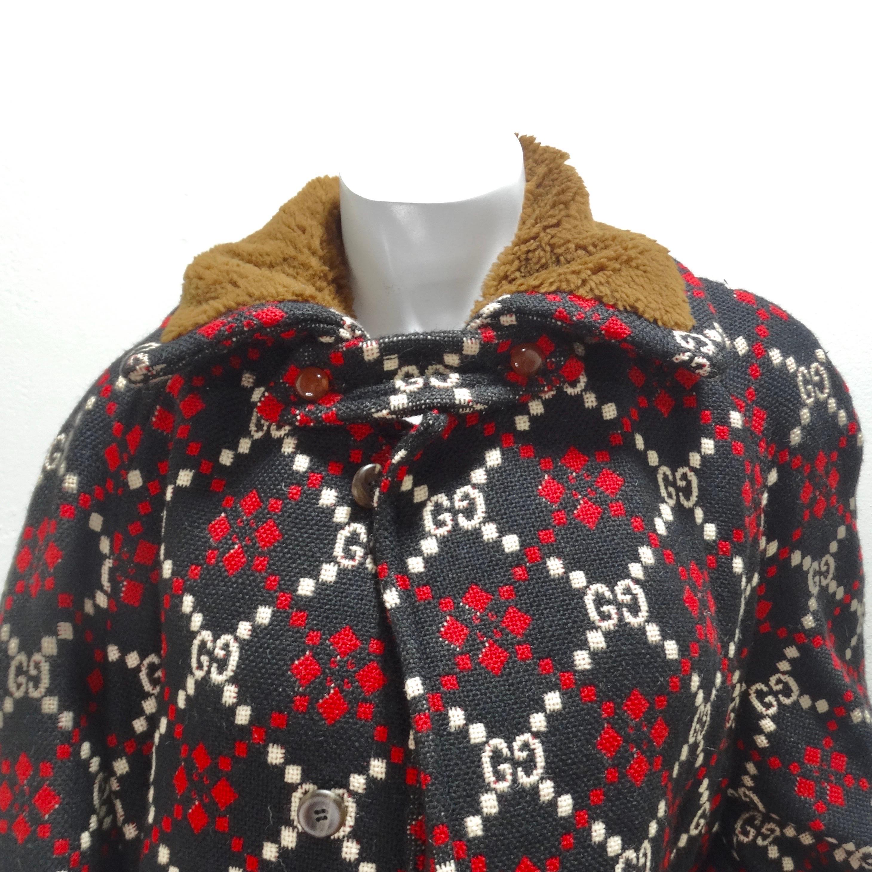 Gucci Diamond Wool GG Logo Oversized Cape Coat In New Condition For Sale In Scottsdale, AZ