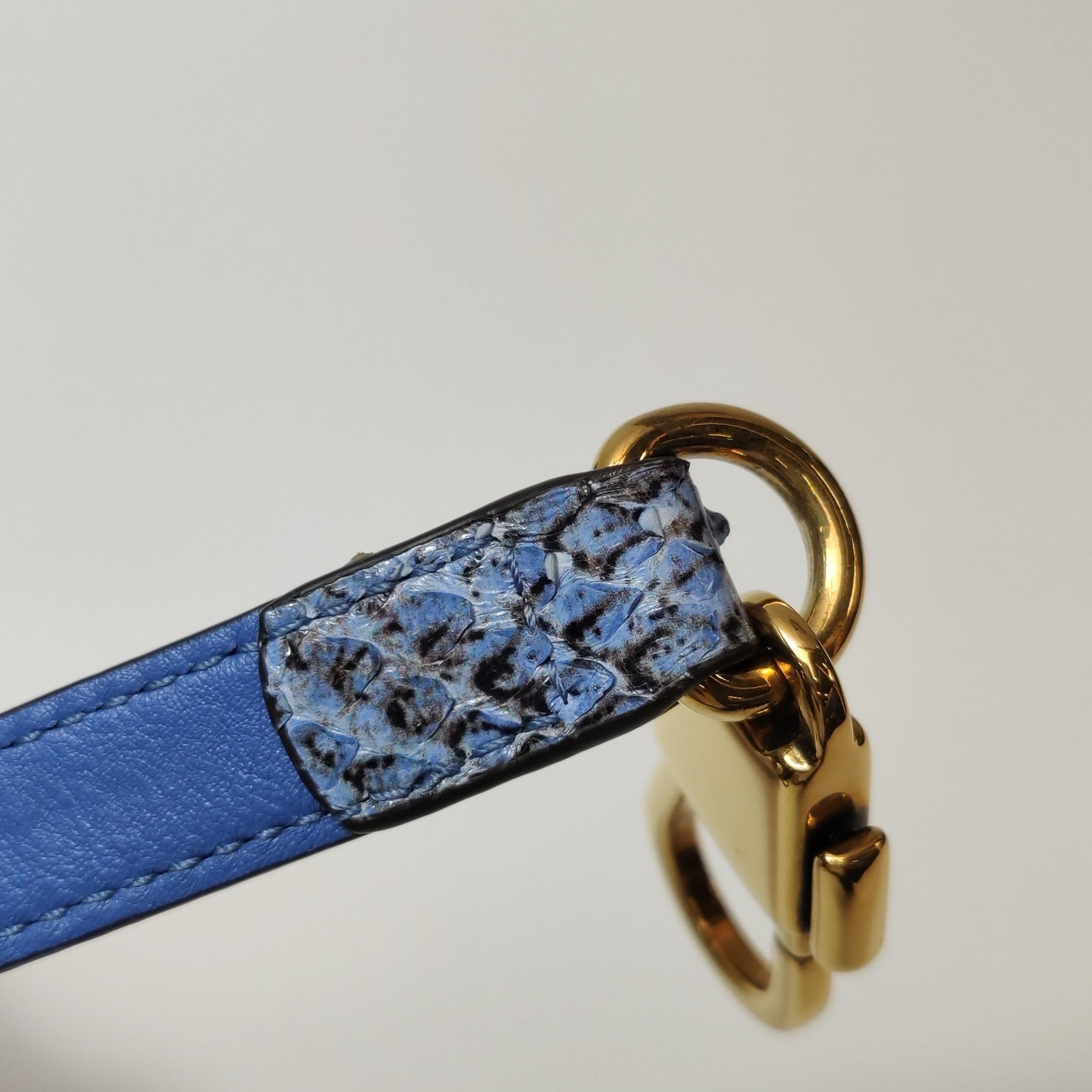 Gucci Diana Mini Blue Leather Bag Bamboo Handle with Strap For Sale 5