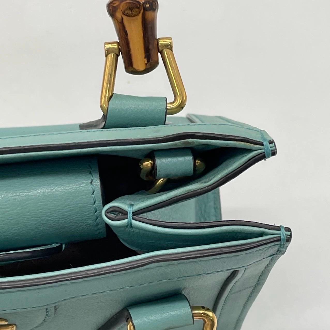 Gucci Diana Mini Blue Leather Bag Bamboo Handle with Strap en vente 7