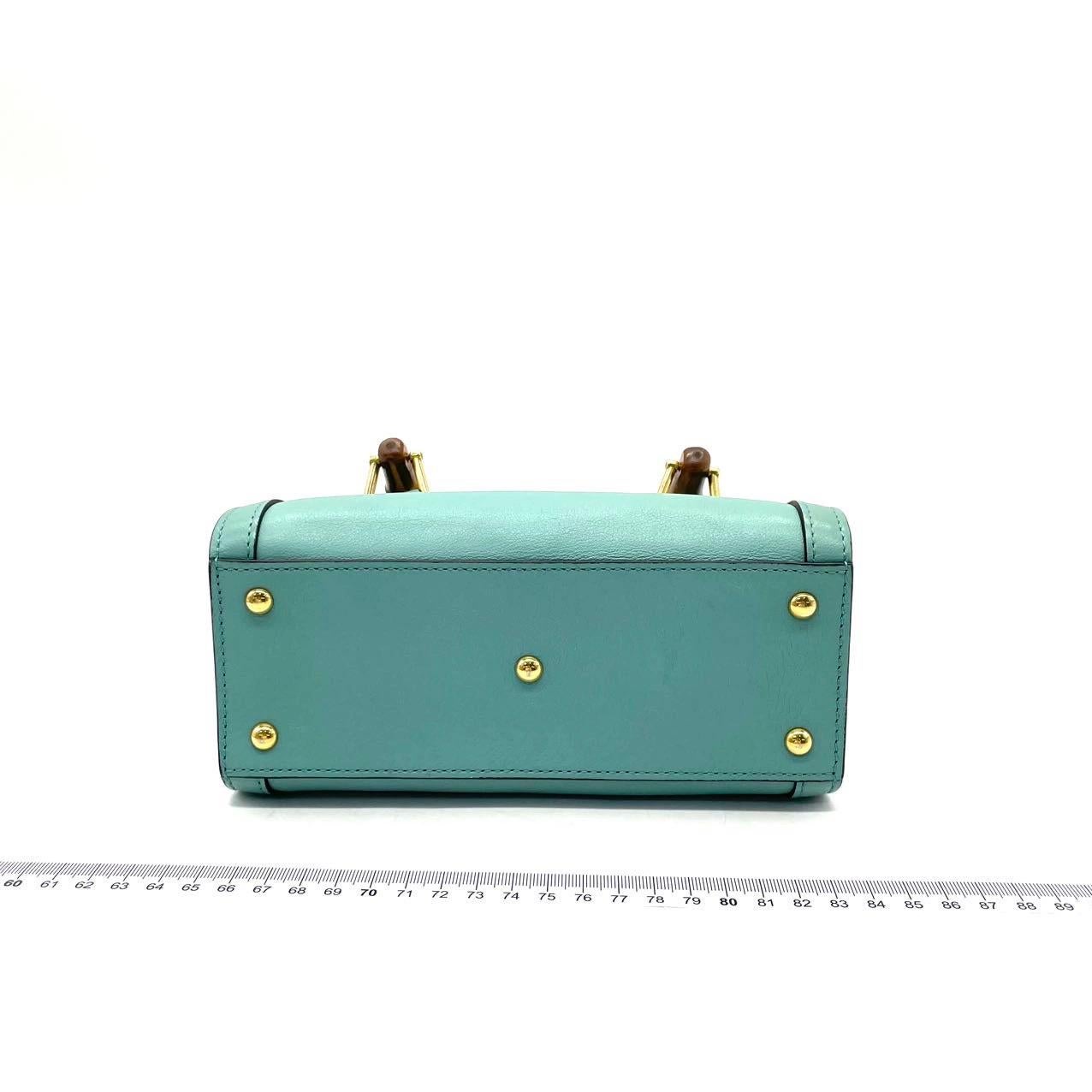 Gucci Diana Mini Blue Leather Bag Bamboo Handle with Strap Excellent état - En vente à AUBERVILLIERS, FR