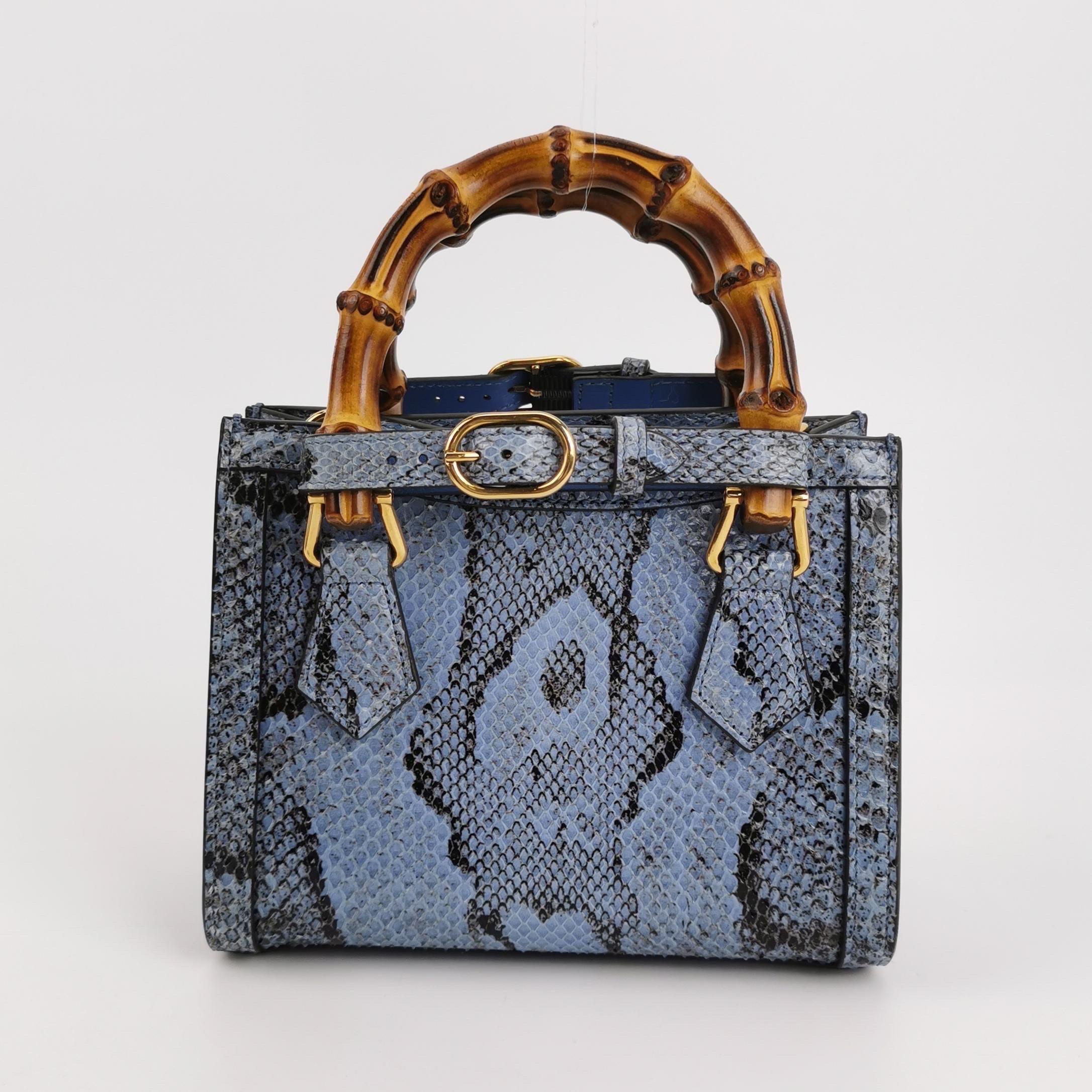 Women's Gucci Diana Mini Blue Leather Bag Bamboo Handle with Strap For Sale