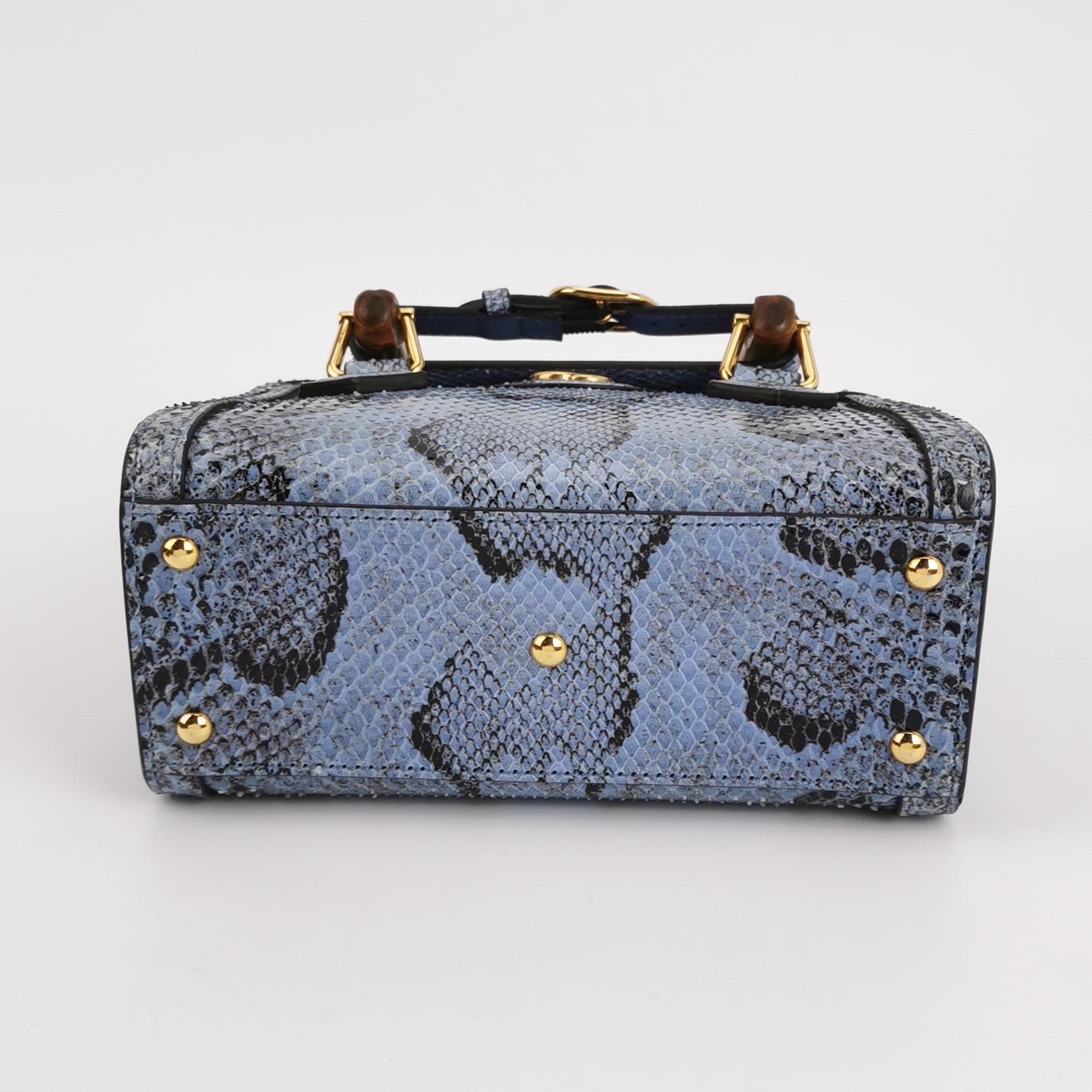 Gucci Diana Mini Blue Leather Bag Bamboo Handle with Strap For Sale 3